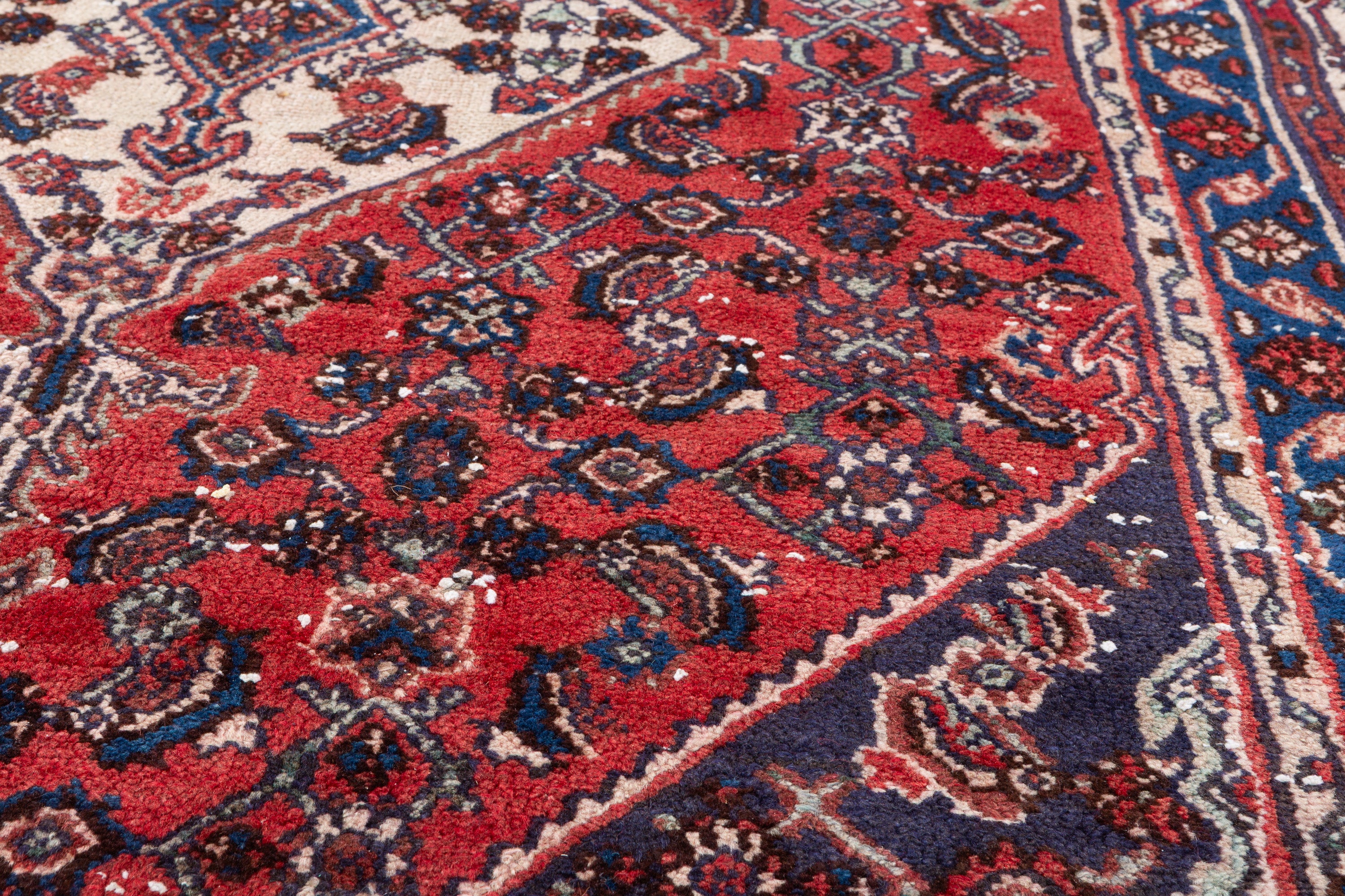 Vintage Red Geometric Rug – 9' 11" x 6' 10" (303 x 208 cm)