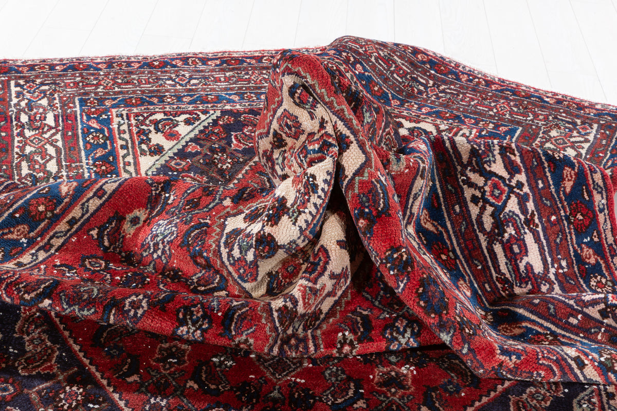 Vintage Red Geometric Rug – 9' 11" x 6' 10" (303 x 208 cm)