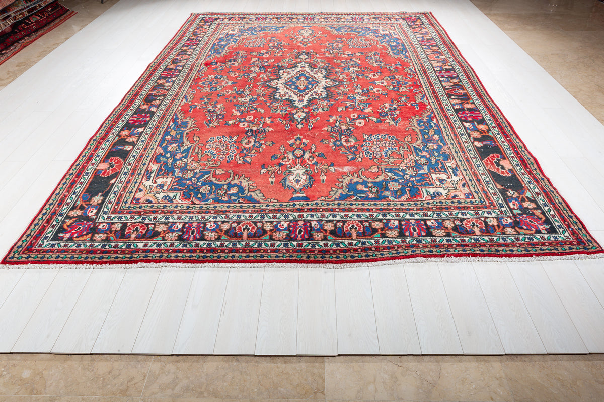 Vintage Red Floral Rug – 12' 0" x 8' 7" (365 x 262 cm)