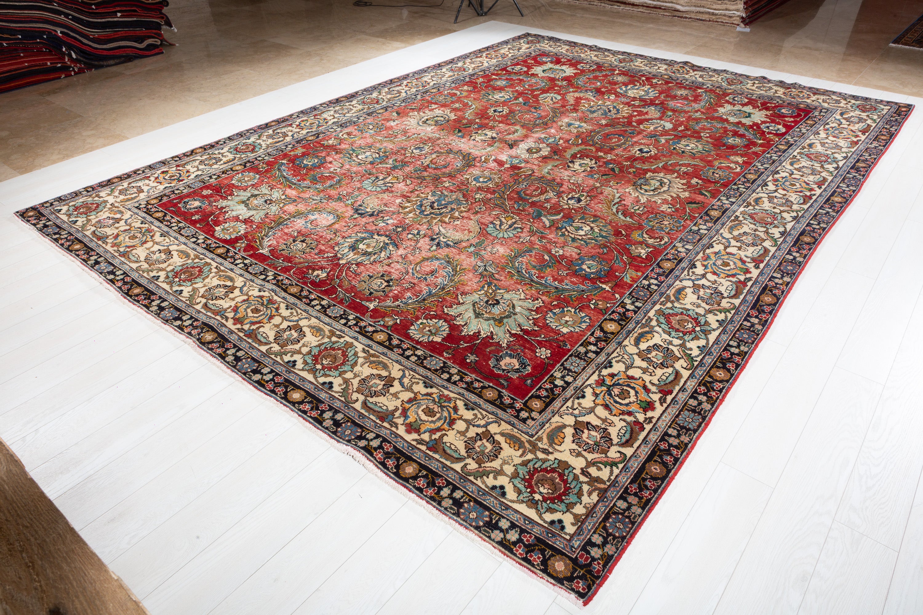 Collectible Vintage Red and Beige Allover Rug – 13' 2" x 9' 7" (401 x 291 cm)