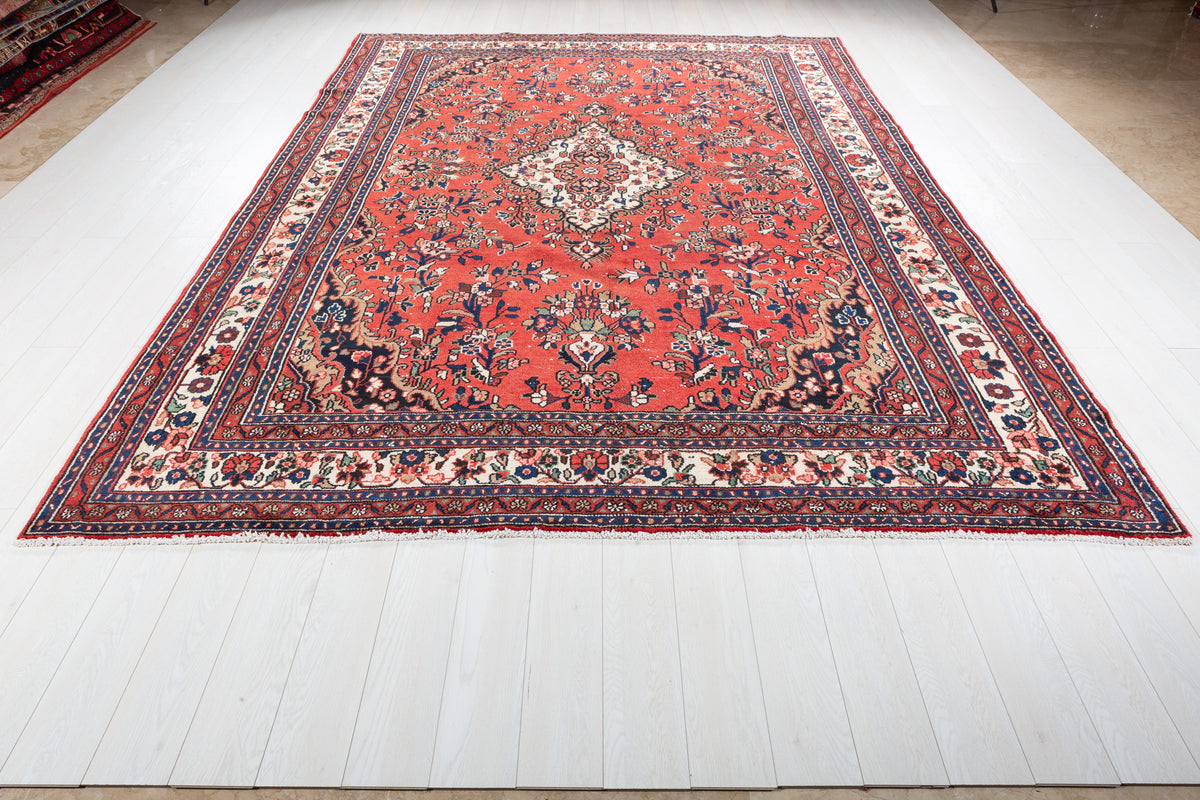Vintage Red and Beige Floral Rug – 11' 5" x 8' 4" (348 x 254 cm)