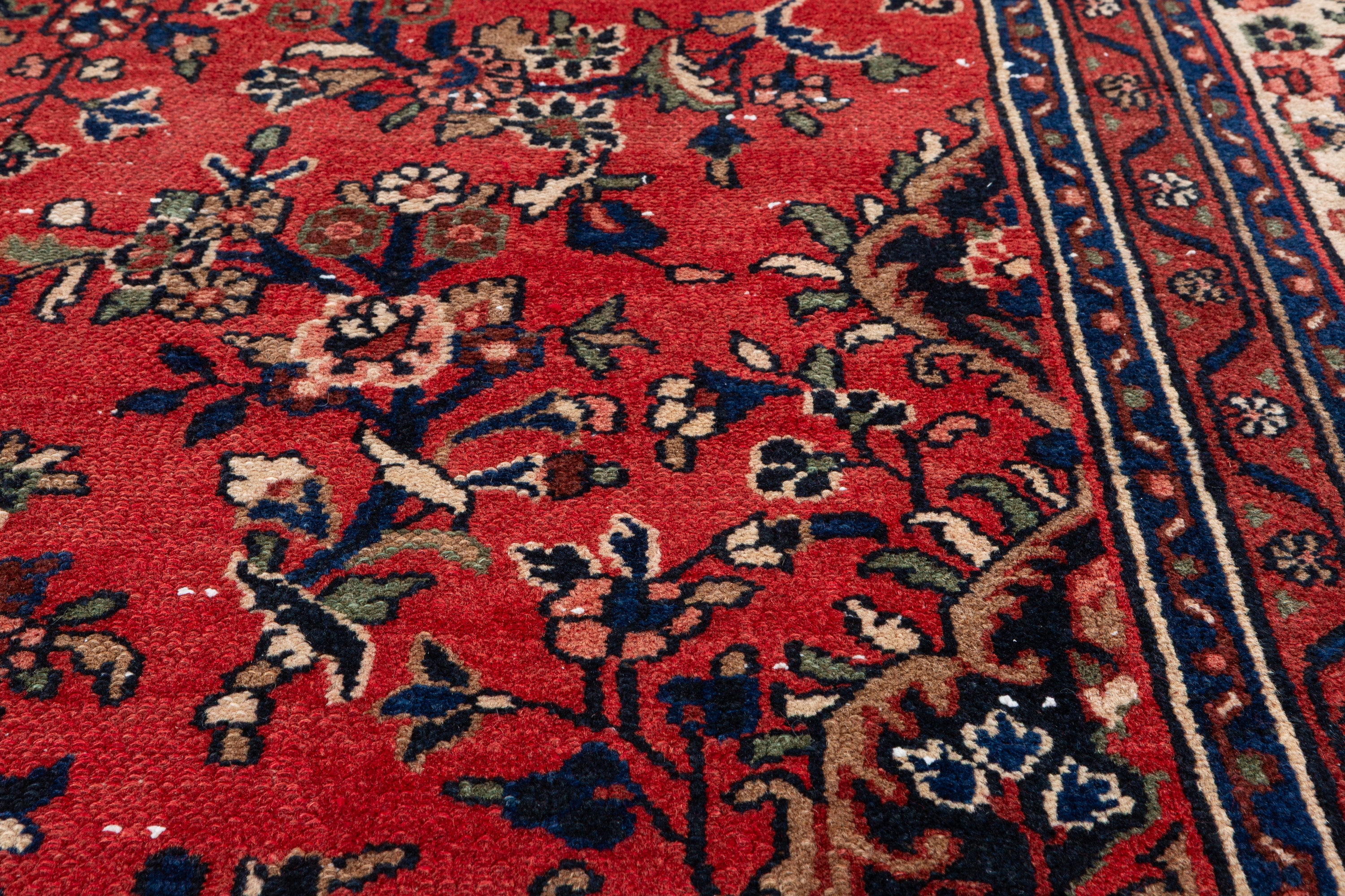 Vintage Red and Beige Floral Rug – 11' 5" x 8' 4" (348 x 254 cm)