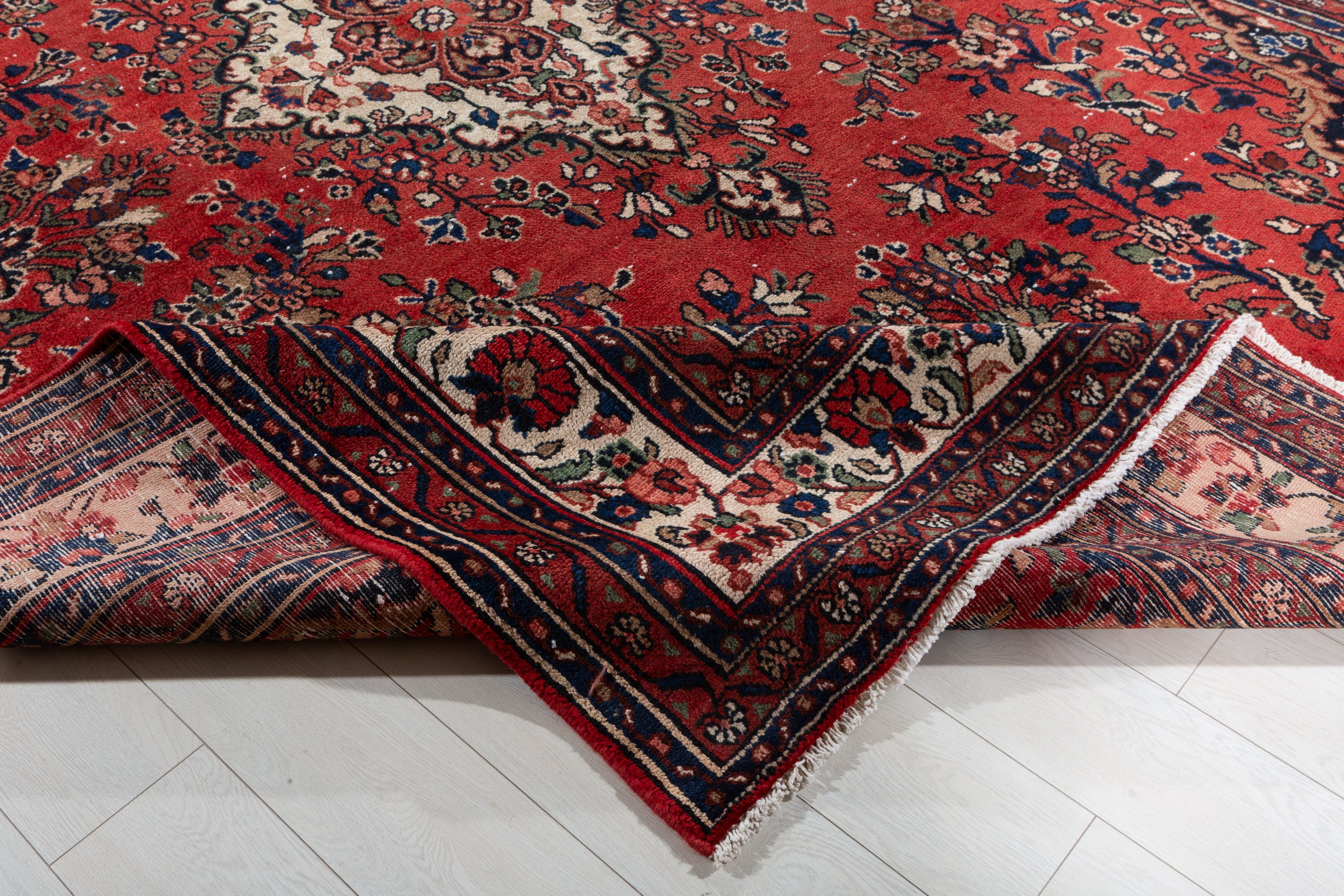 Vintage Red and Beige Floral Rug – 11' 5" x 8' 4" (348 x 254 cm)