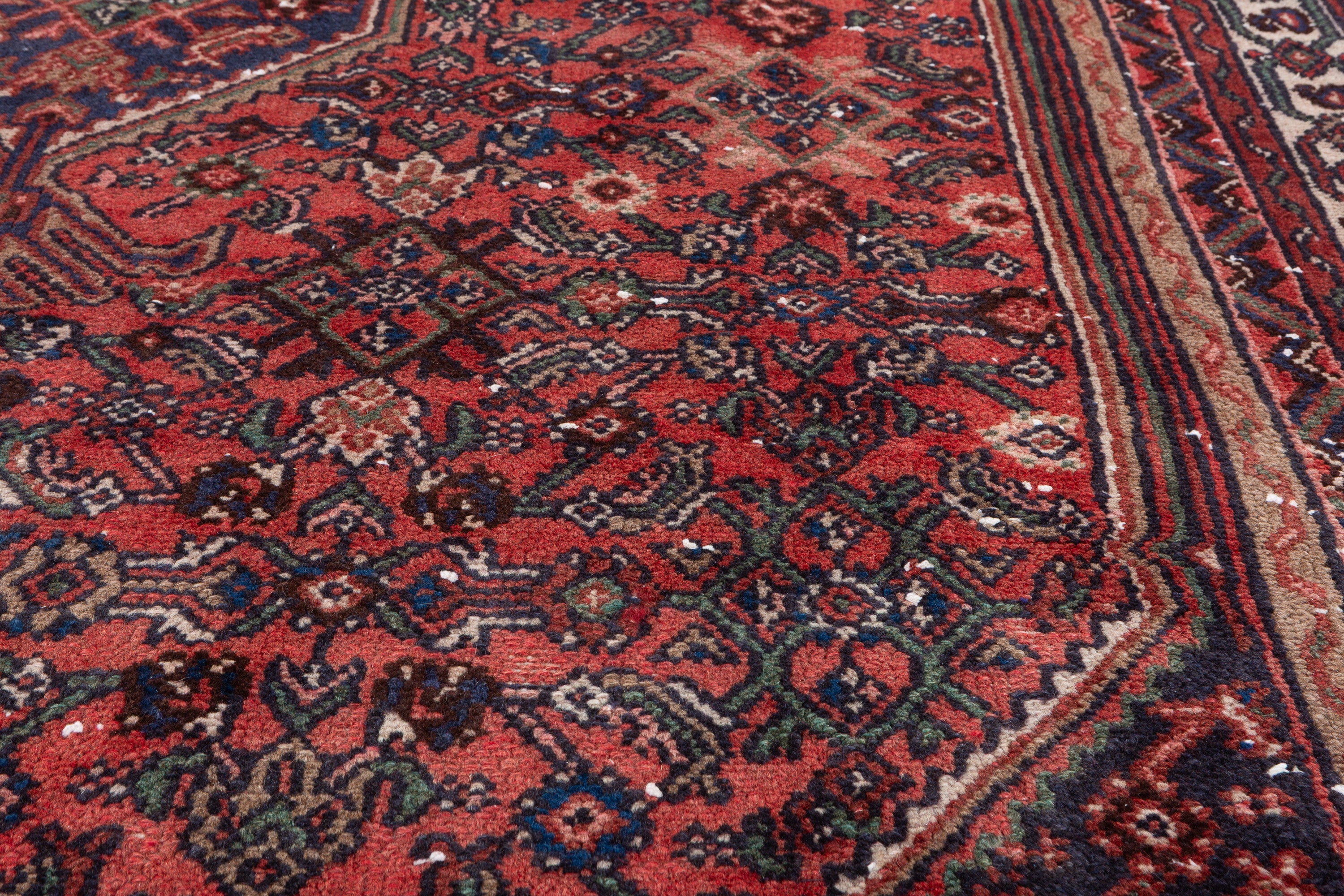 Vintage Red Geometric Rug – 9' 8" x 6' 4" (294 x 193 cm)