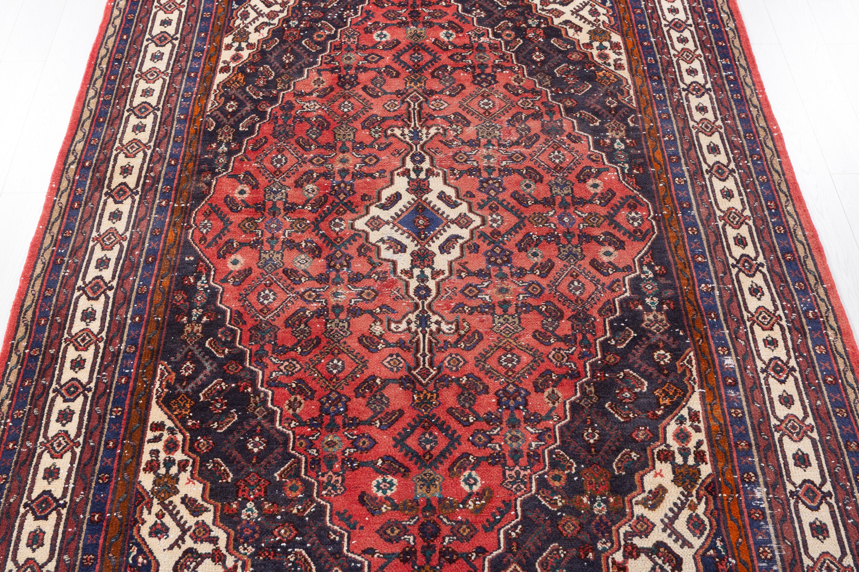Vintage Red Geometric Rug – 9' 9" x 6' 10" (296 x 209 cm)