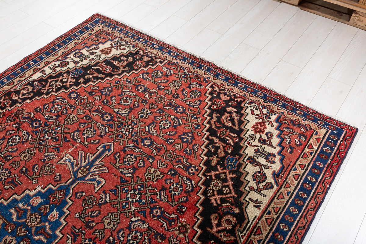 Vintage Red and blue Floral Rug – 10' 0" x 6' 2" (305 x 189 cm)