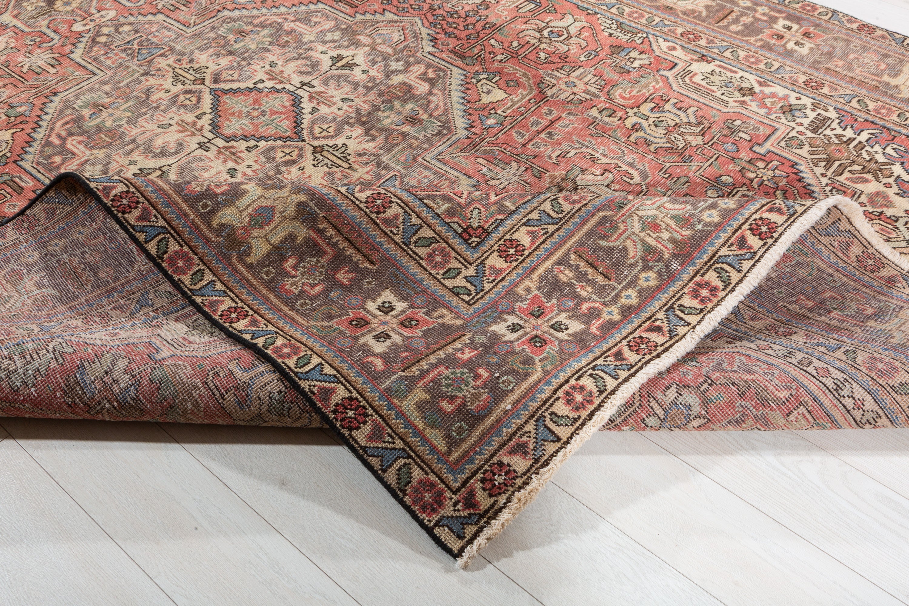 Vintage Faded red Floral Rug – 10' 7" x 7' 9" (323 x 236 cm)