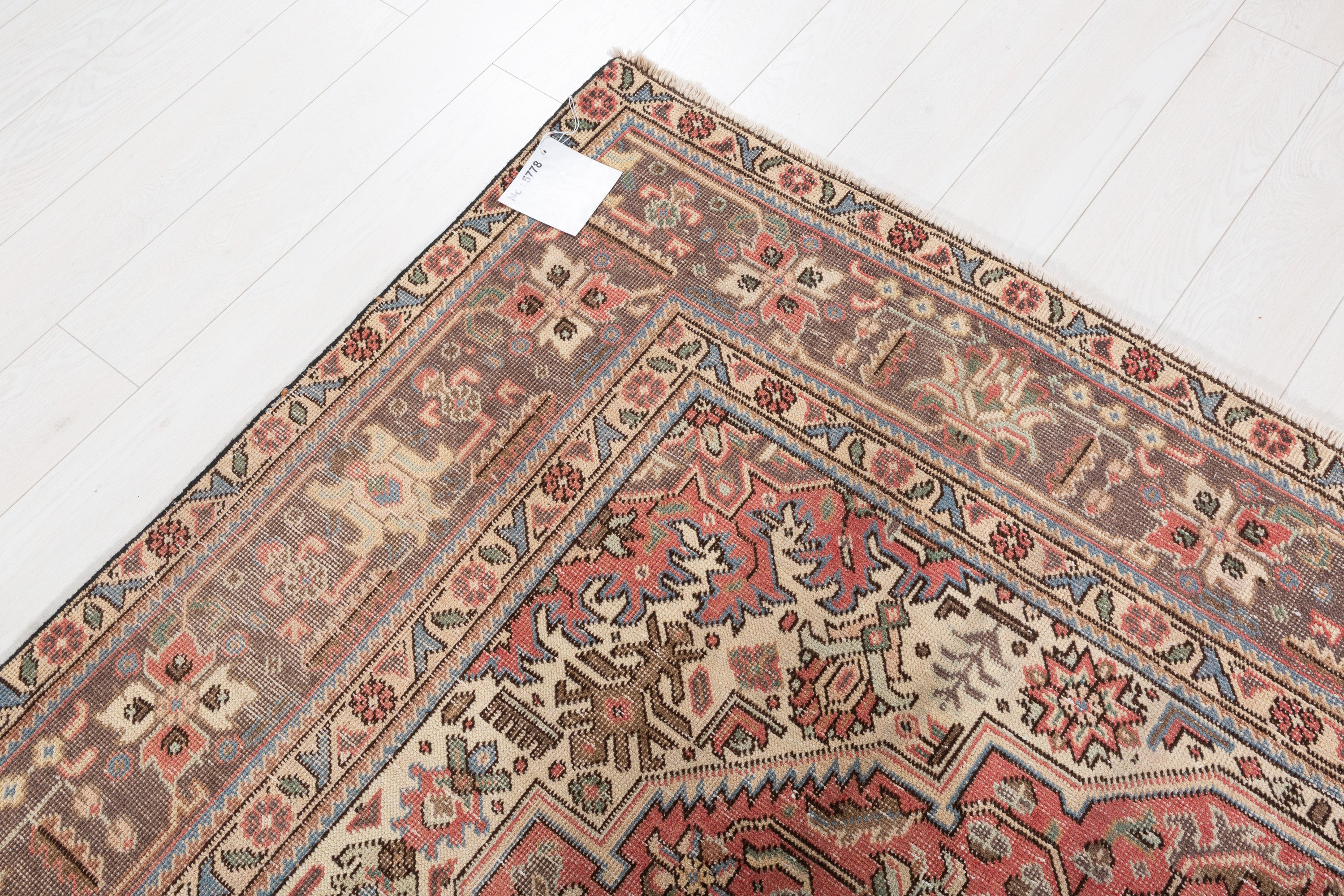 Vintage Faded red Floral Rug – 10' 7" x 7' 9" (323 x 236 cm)