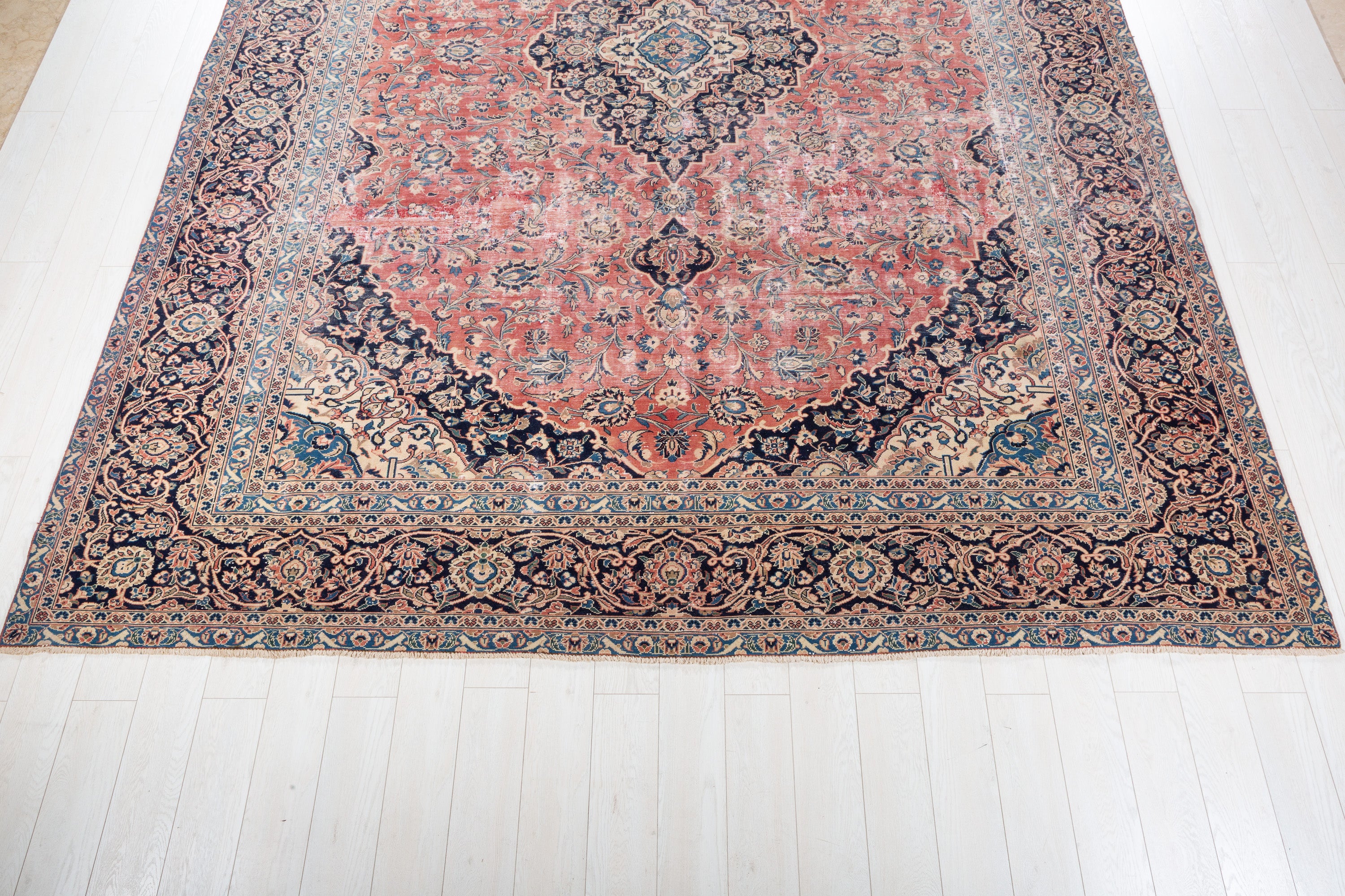 Vintage Faded red and beige Traditional Rug – 13' 0" x 10' 0" (395 x 304 cm)