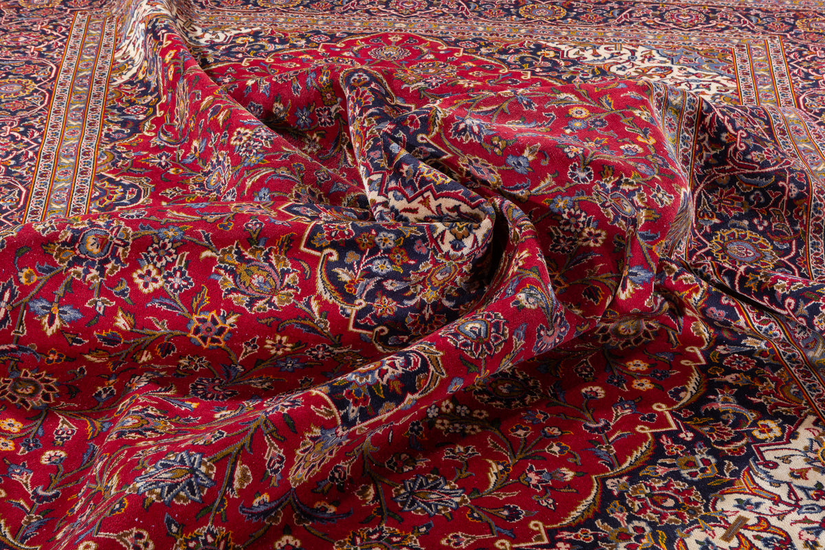 Vintage Red and navy Traditional Rug – 13' 4" x 9' 5" (406 x 286 cm)