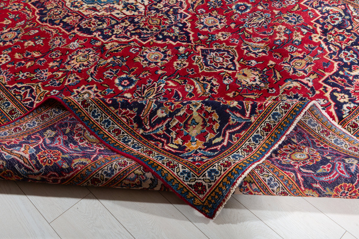 Vintage Red and navy Traditional Rug – 10' 6" x 7' 7" (321 x 232 cm)