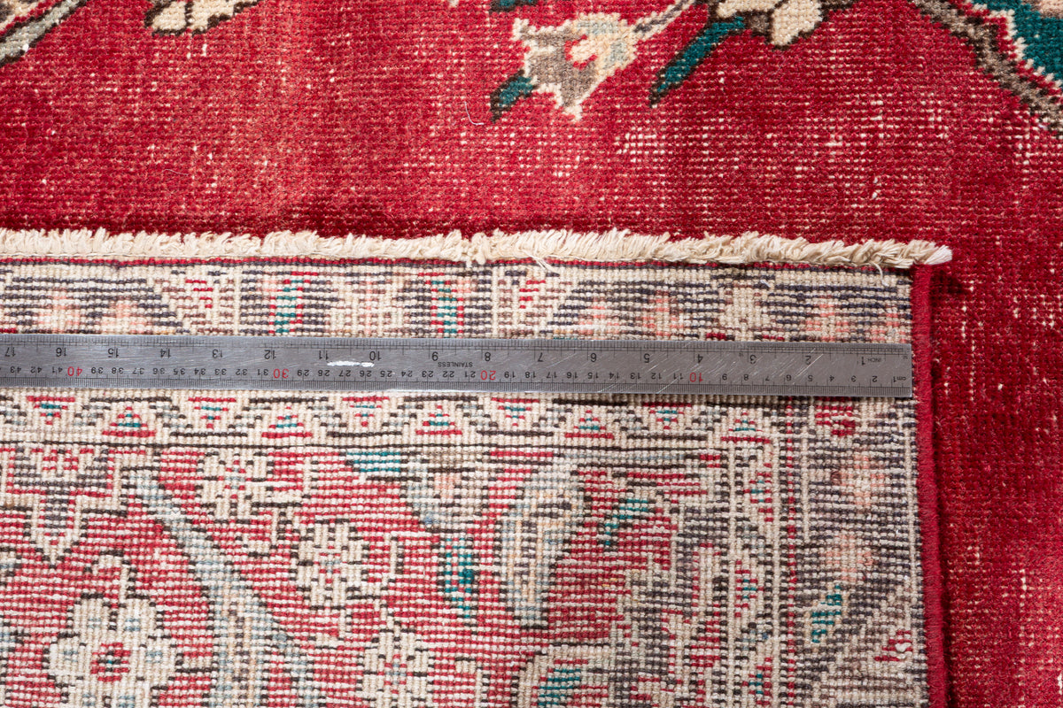 Collectible Vintage Red and green Traditional Rug – 15' 8" x 9' 8" (478 x 295 cm)