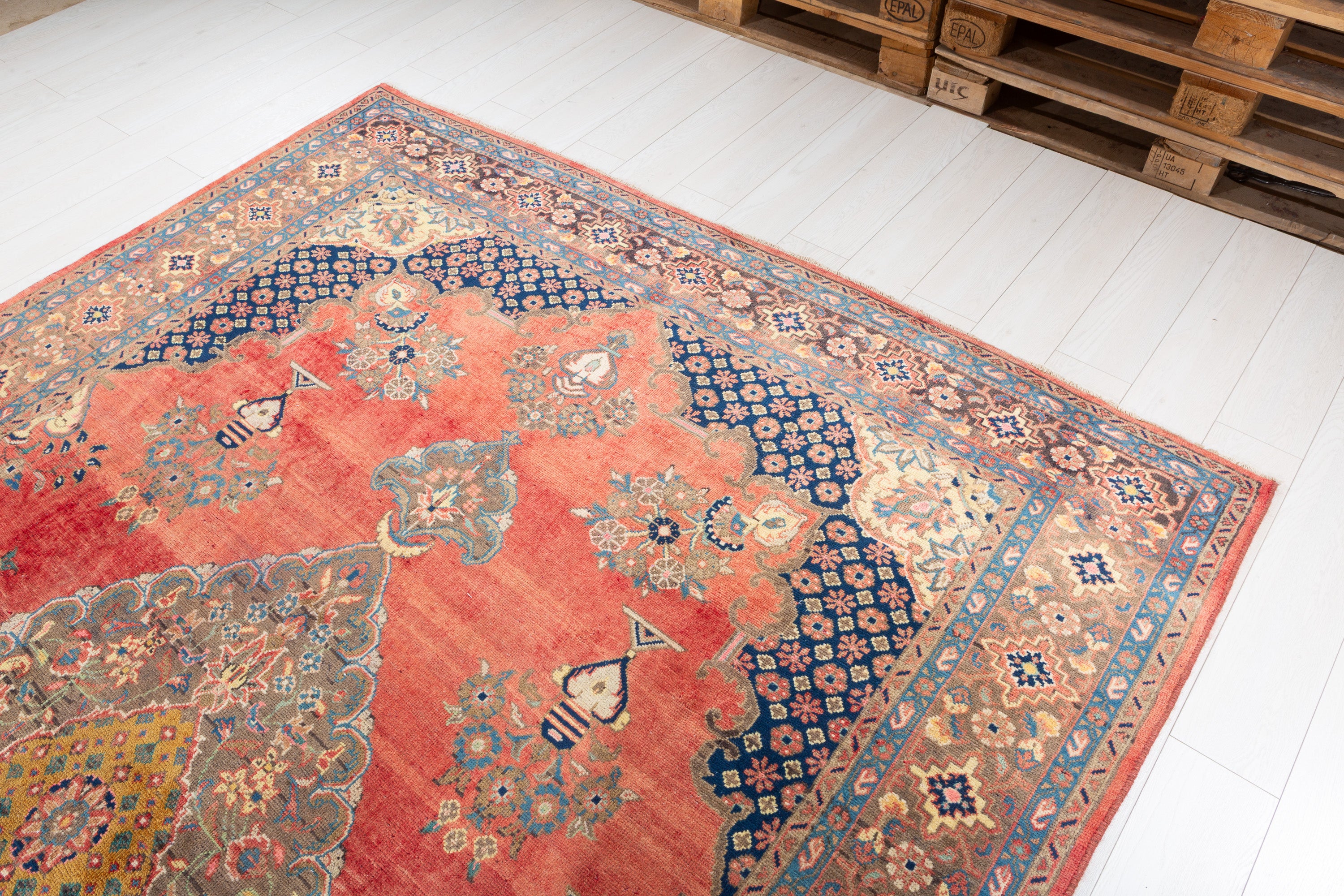 Collectible Vintage Faded red and beige Floral Rug – 9' 10" x 6' 10" (300 x 209 cm)