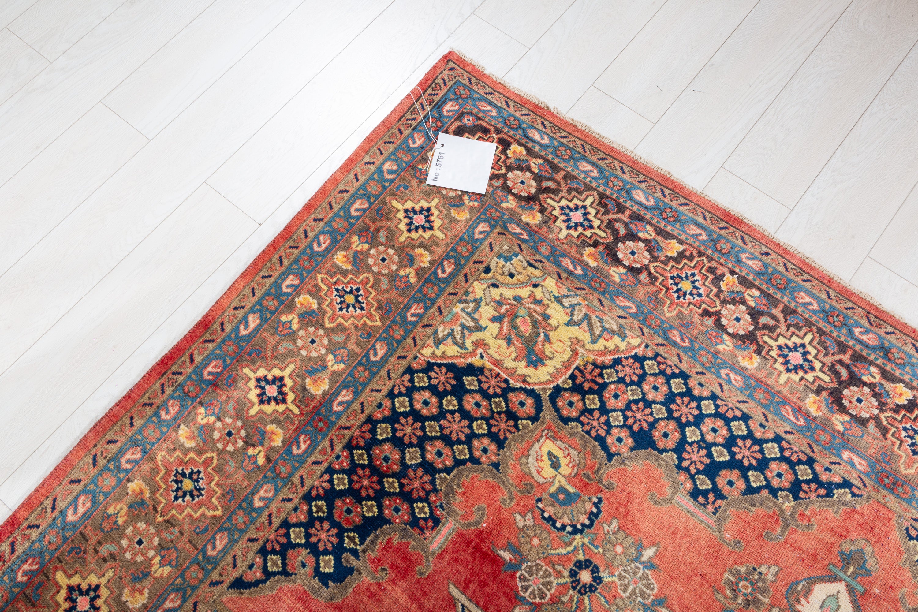 Collectible Vintage Faded red and beige Floral Rug – 9' 10" x 6' 10" (300 x 209 cm)