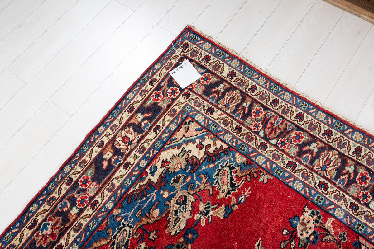 Vintage Red and beige Floral Rug – 10' 4" x 7' 1" (314 x 216 cm)