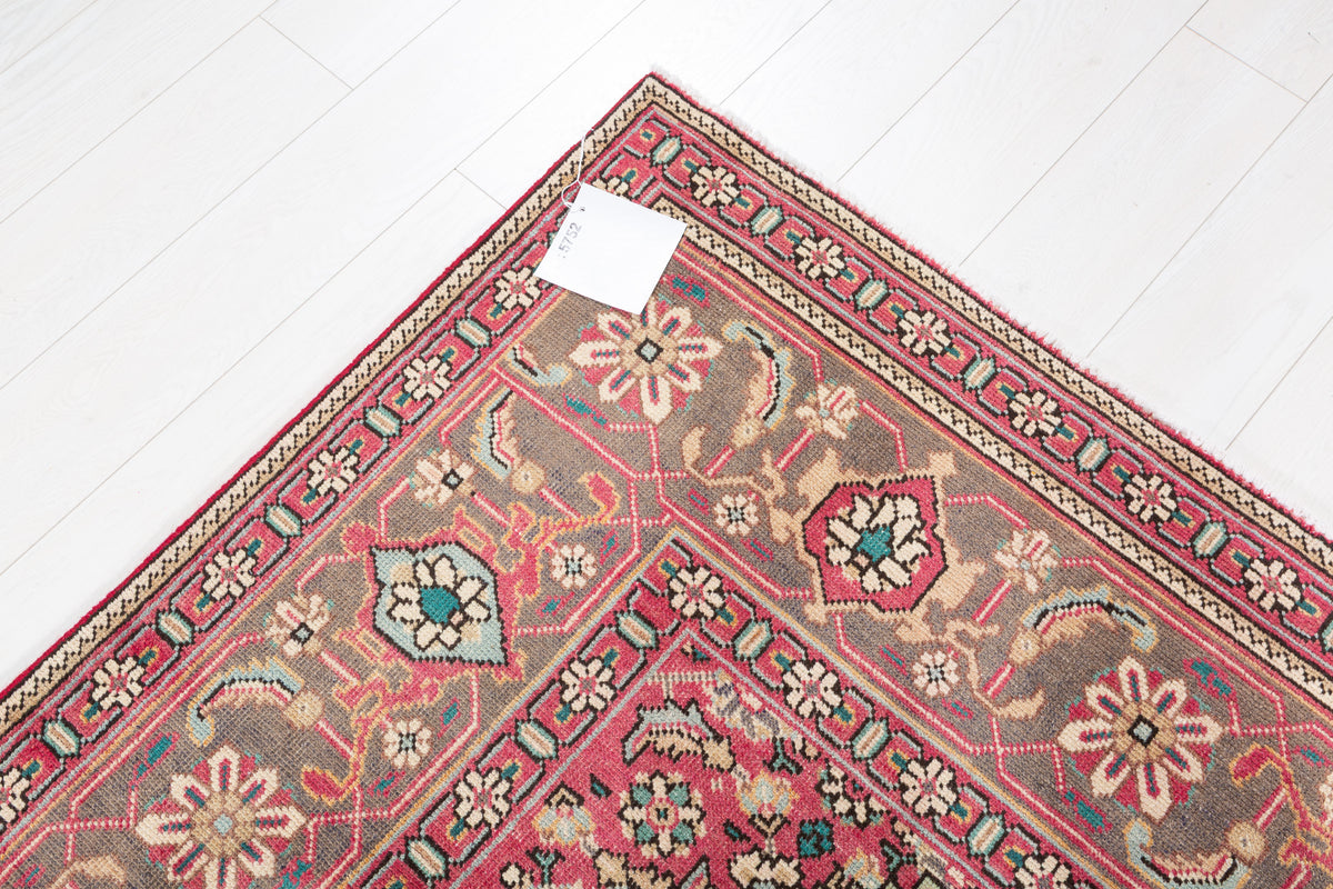 Vintage Charcoal and magenta Geometric Rug – 9' 2" x 6' 7" (279 x 201 cm)