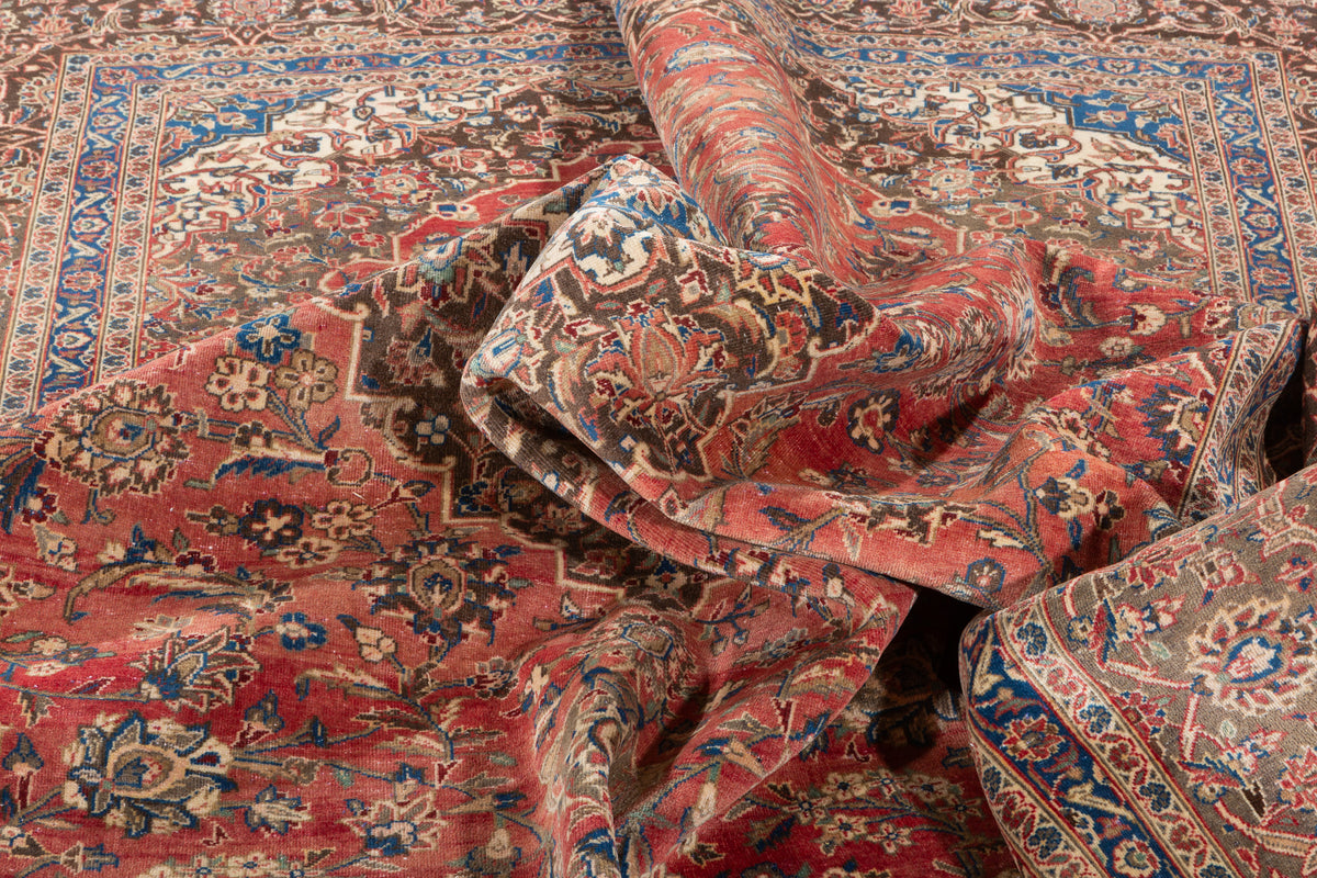 Vintage Faded red and navy Traditional Rug – 12' 8" x 9' 4" (385 x 284 cm)