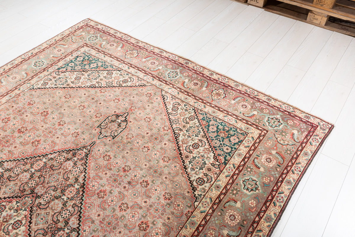 Vintage Muted gray and beige Traditional Rug – 9' 10" x 6' 7" (300 x 200 cm)