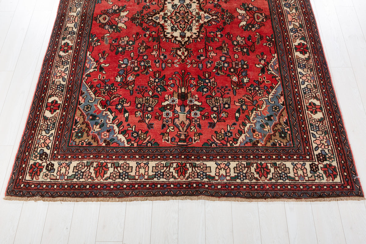 Vintage Red and beige Floral Rug – 9' 7" x 6' 5" (292 x 196 cm)