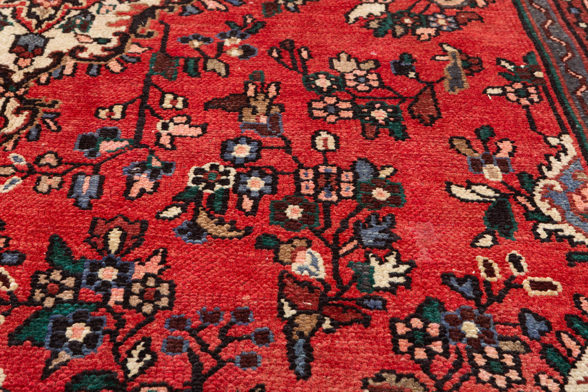 Vintage Red and beige Floral Rug – 9' 7" x 6' 5" (292 x 196 cm)