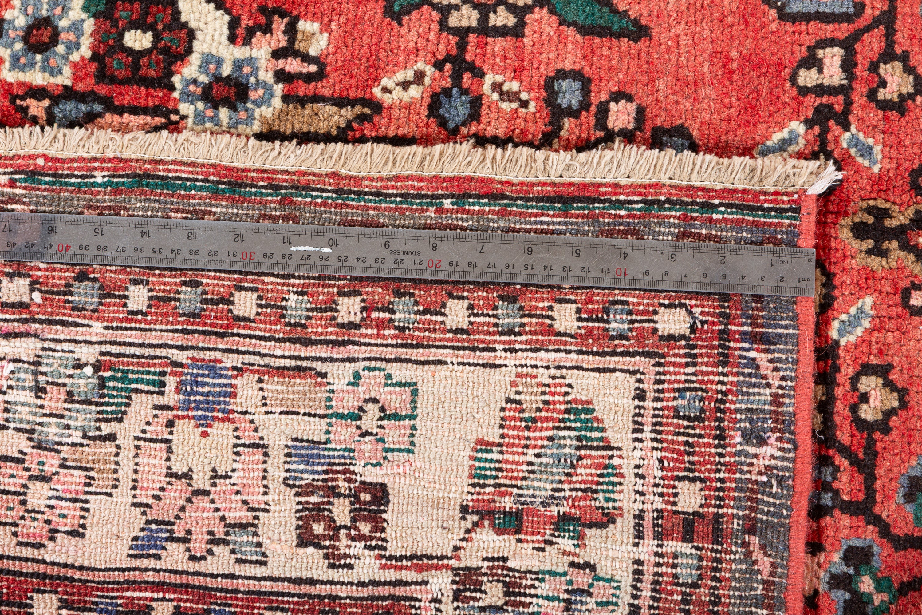 Vintage Red and beige Floral Rug – 9' 7" x 6' 5" (292 x 196 cm)