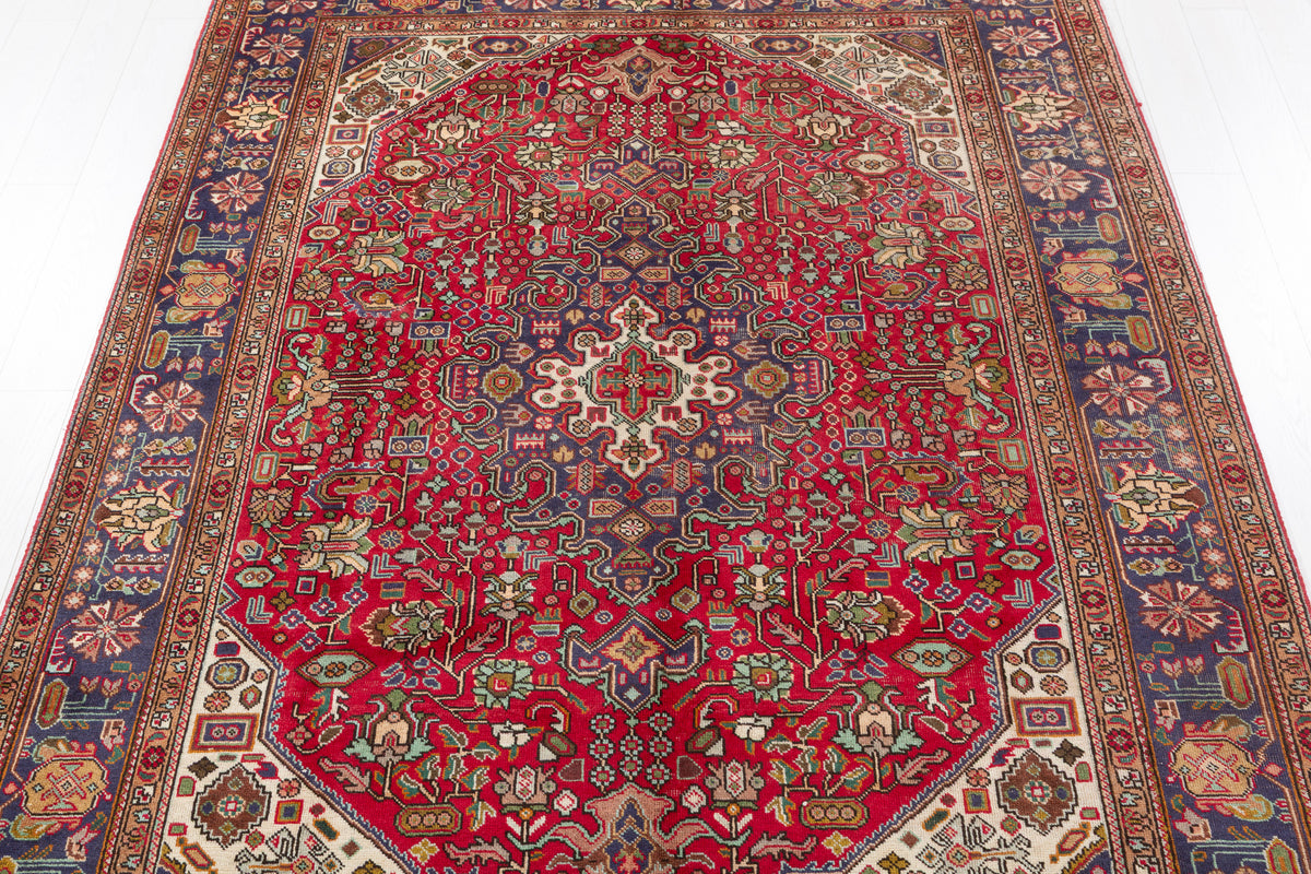 Vintage Red and navy Geometric Rug – 9' 5" x 6' 7" (286 x 201 cm)