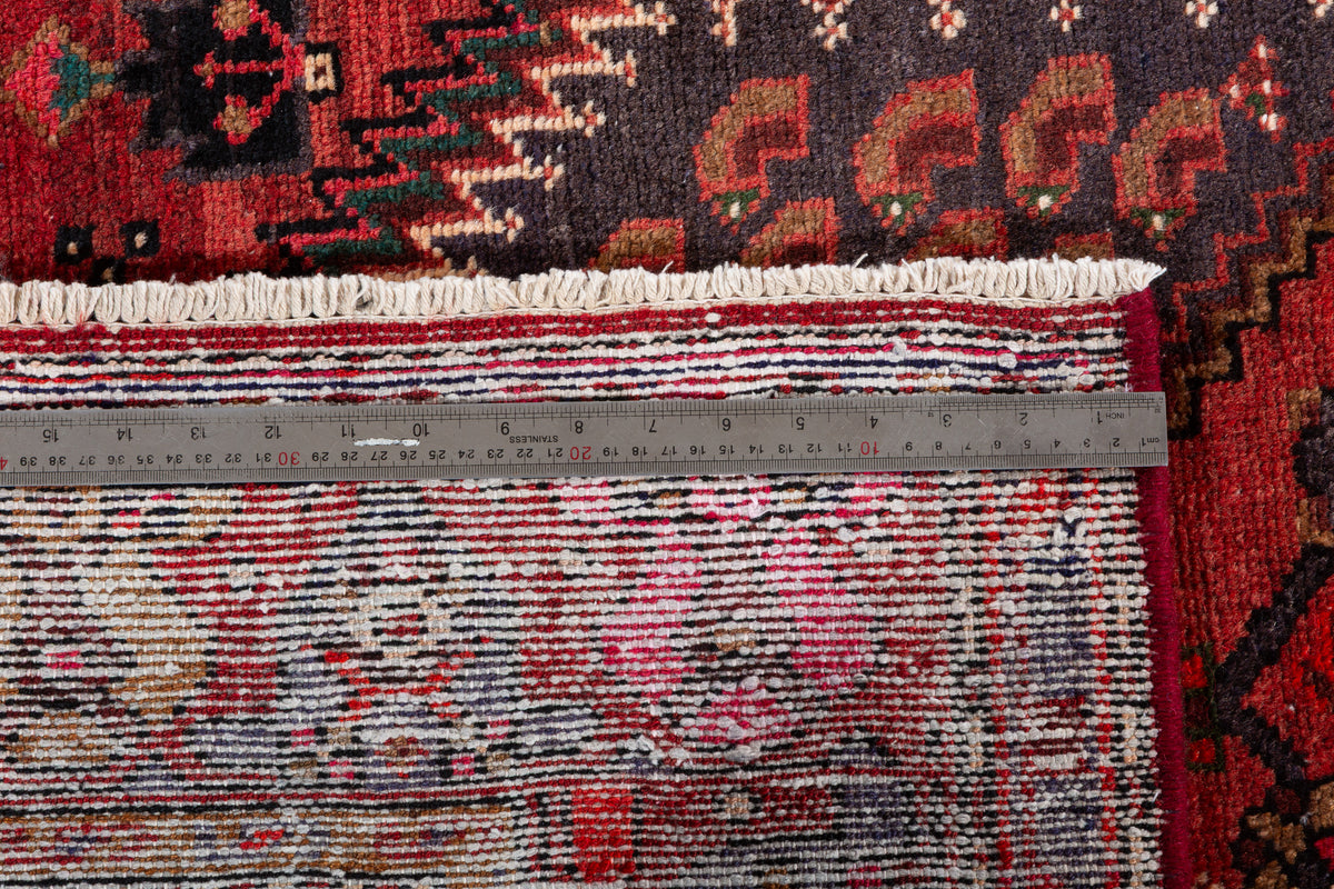 Vintage Rust Red Central Medallion Area Rug – 7' 9" x 4' 3" (236 x 130 cm)