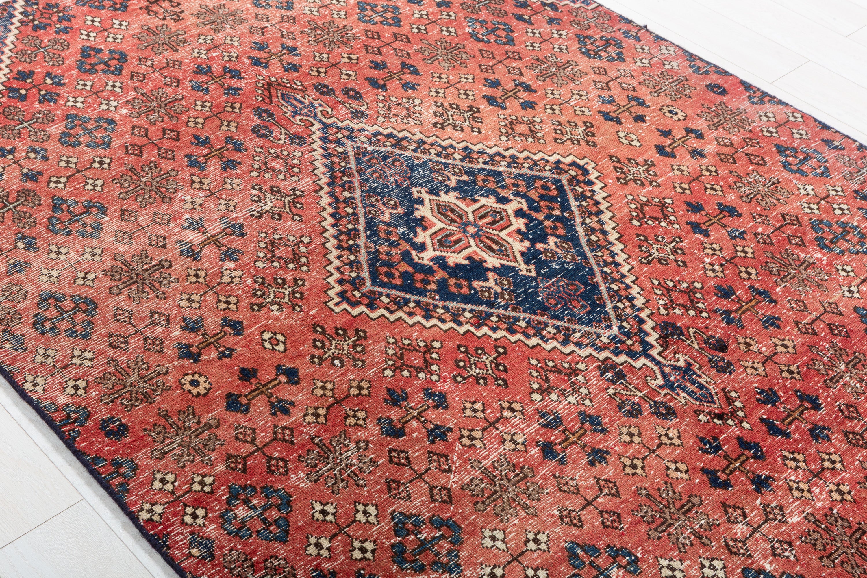 Vintage Faded Red, Navy Blue Allover Floral Area Rug – 7' 5" x 5' 0" (226 x 152 cm)