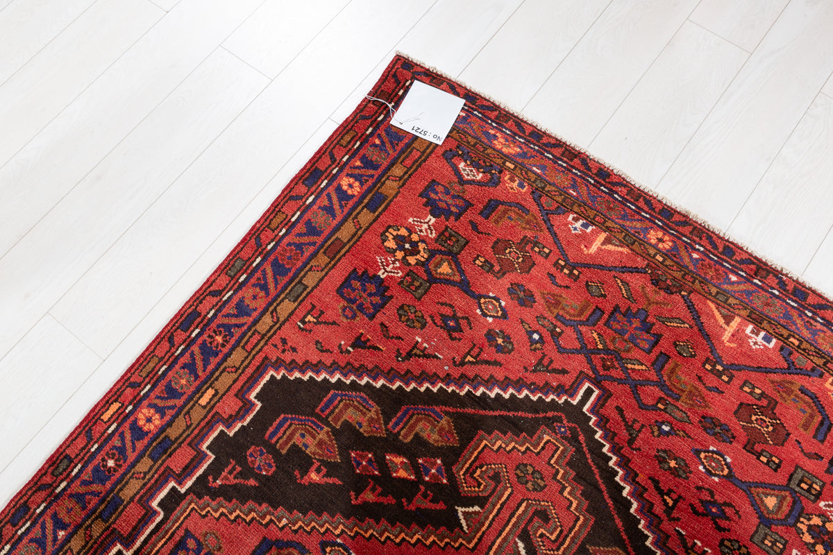 Vintage Red Diamond Medallion Area Rug – 6' 11" x 4' 4" (210 x 132 cm)