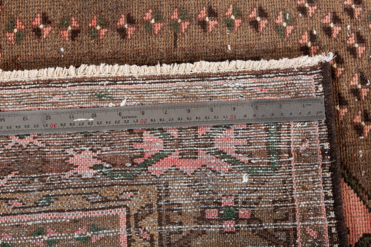 Collectible Vintage Brown, Pink Double Medallion Area Rug – 6' 7" x 3' 11" (201 x 120 cm)