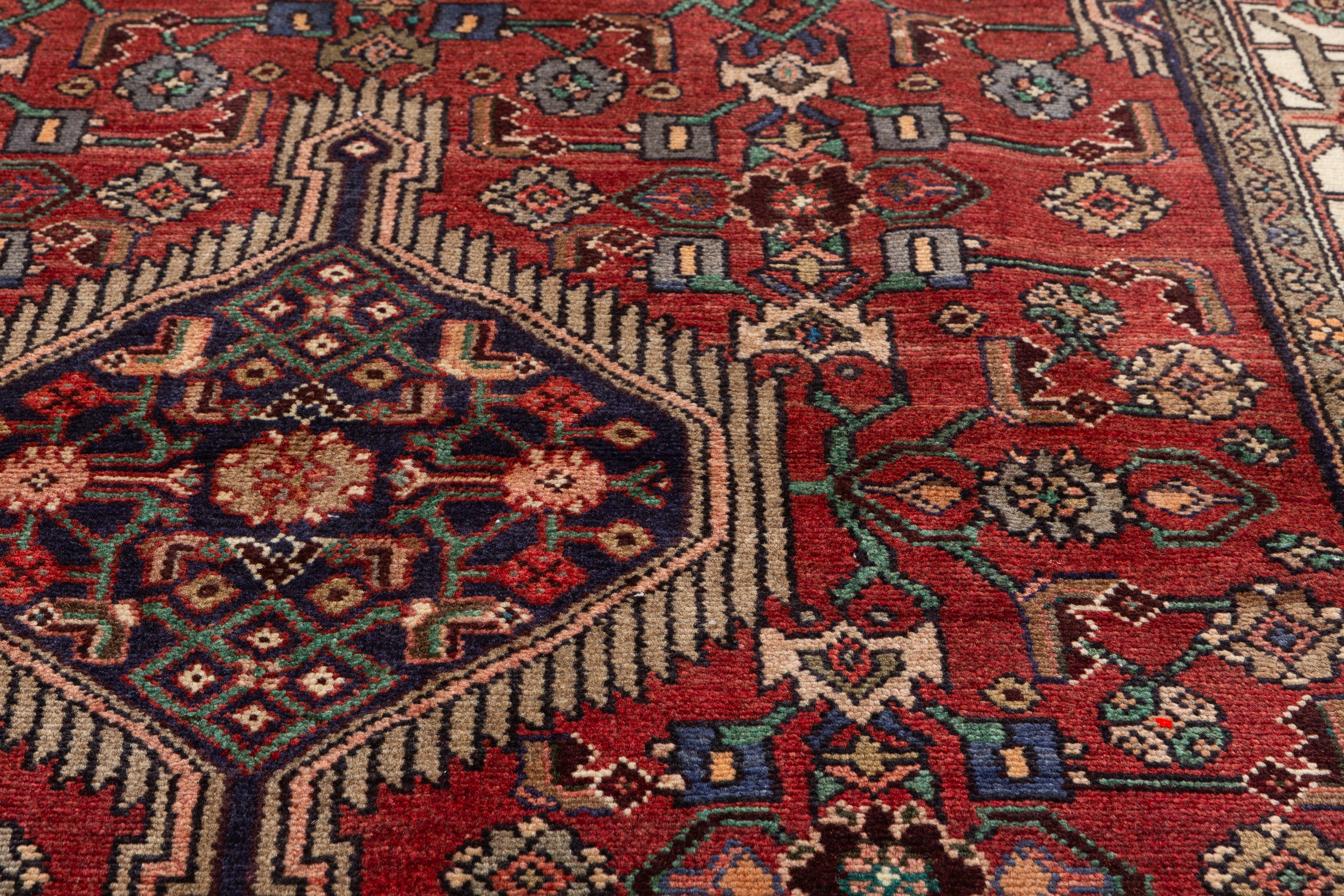 Collectible Vintage Rust Red, Beige Floral Medallion Area Rug – 5' 9" x 4' 0" (176 x 123 cm)