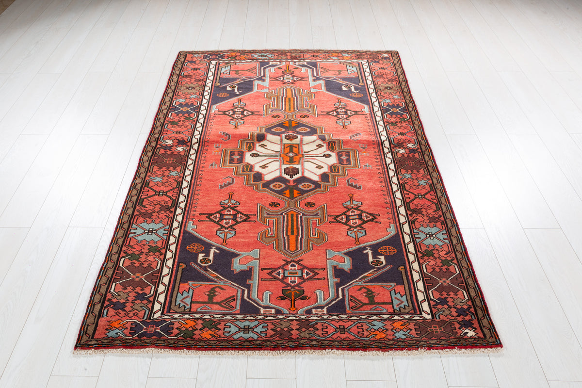 Vintage Coral, Navy Blue Geometric Medallion Area Rug – 6' 6" x 4' 4" (198 x 131 cm)