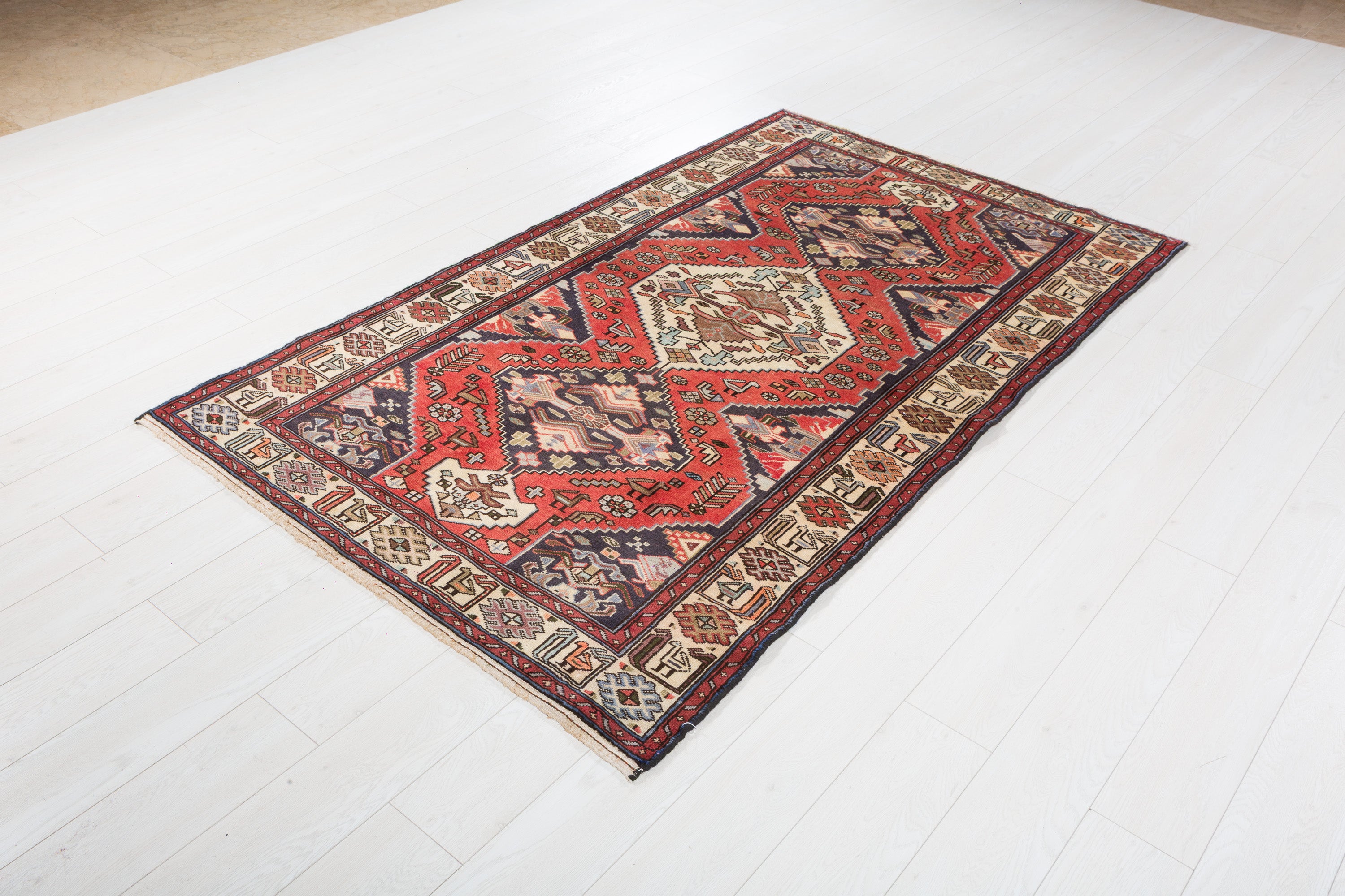 Collectible Vintage Coral, Beige Triple Diamond Area Rug – 6' 10" x 4' 1" (209 x 124 cm)