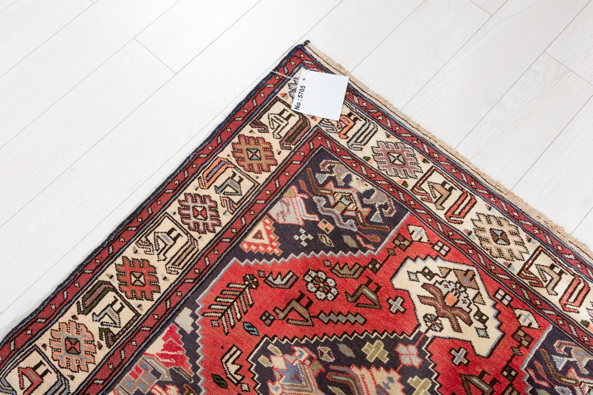 Collectible Vintage Coral, Beige Triple Diamond Area Rug – 6' 10" x 4' 1" (209 x 124 cm)