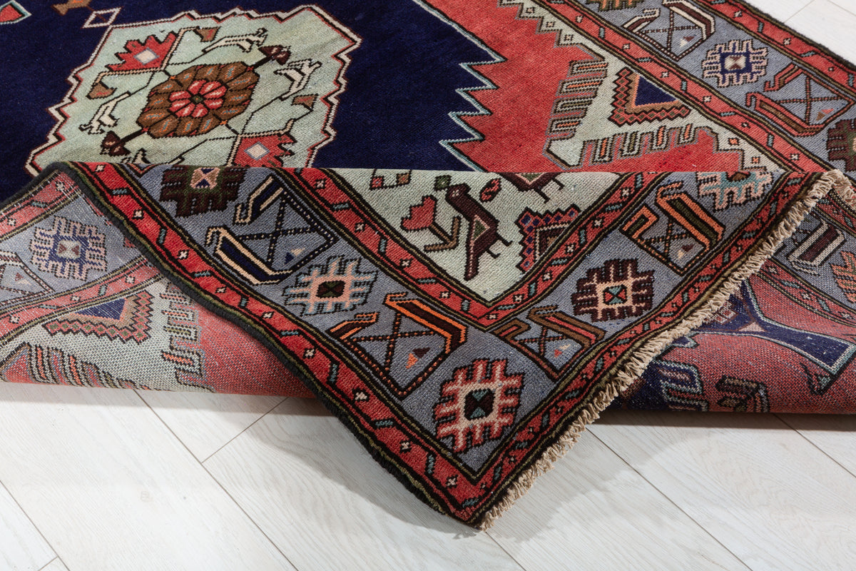 Collectible Vintage Coral, Navy Blue Triple Medallion Area Rug – 7' 0" x 4' 2" (213 x 126 cm)