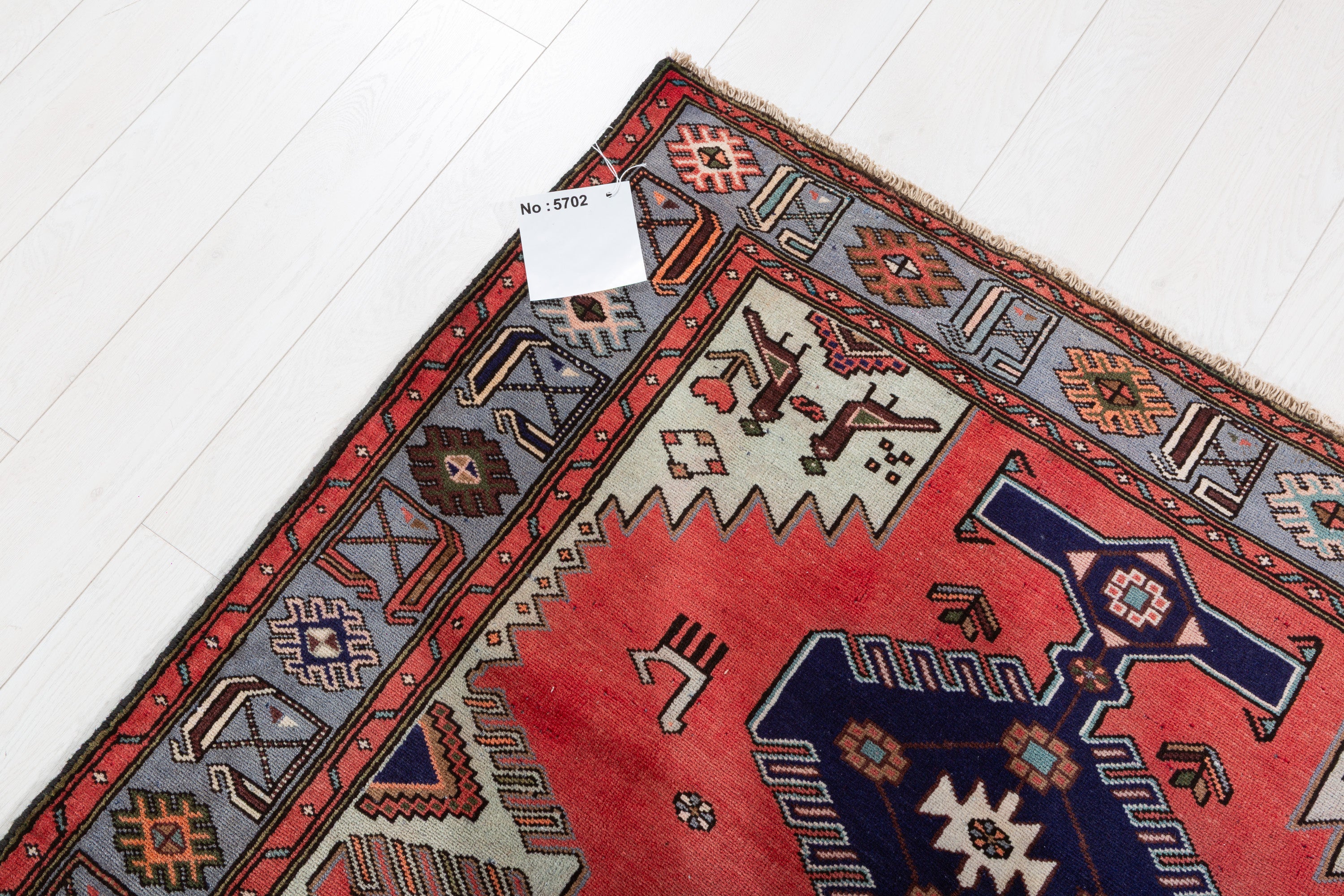 Collectible Vintage Coral, Navy Blue Triple Medallion Area Rug – 7' 0" x 4' 2" (213 x 126 cm)