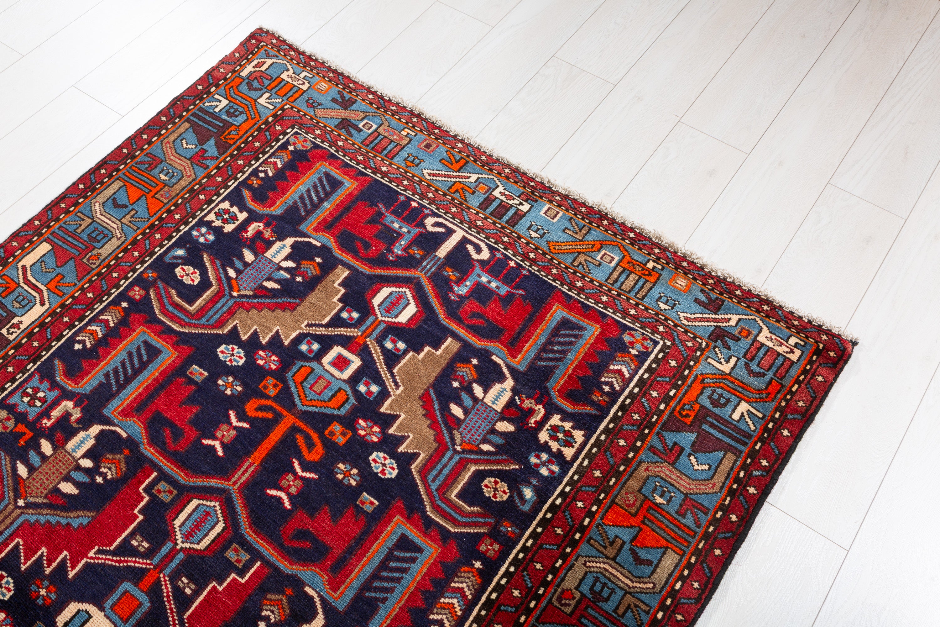 Collectible Vintage Navy Blue, Red Animal Motif Area Rug – 6' 11" x 4' 2" (212 x 127 cm)