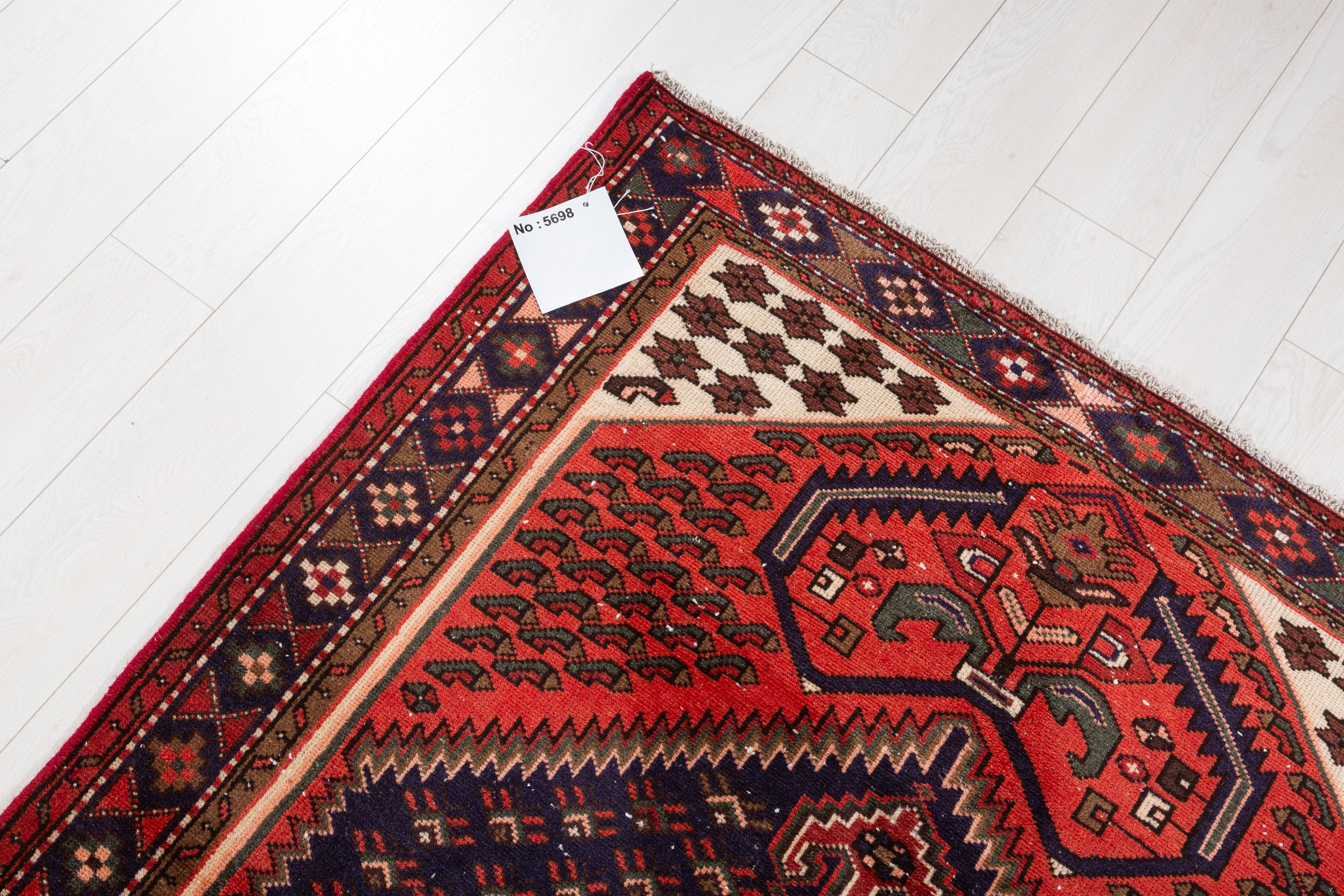 Vintage Coral, Navy Blue Diamond Medallion Area Rug – 6' 4" x 4' 1" (193 x 125 cm)