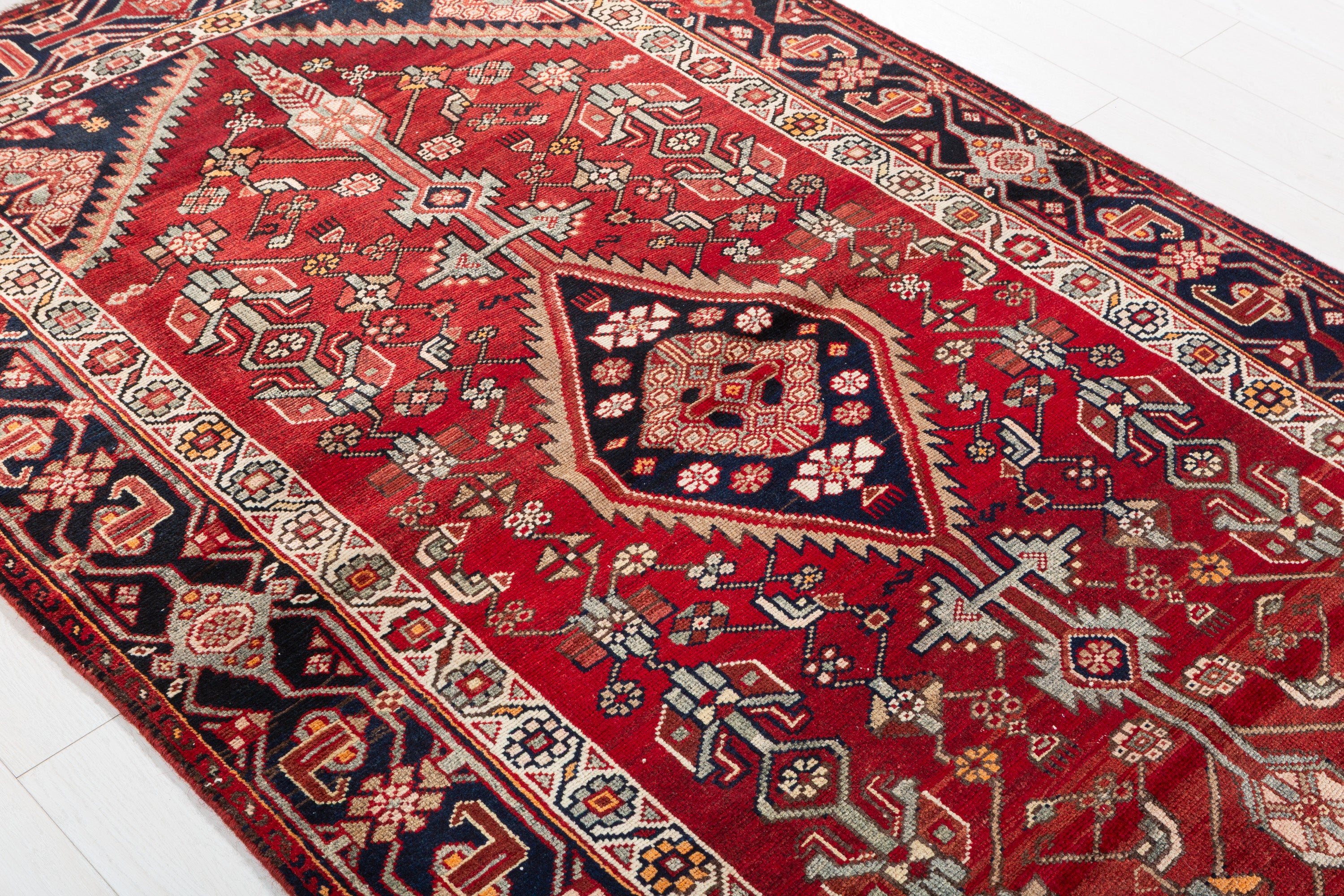 Vintage Red, Deep Navy Blue Geometric Medallion Area Rug – 7' 8" x 4' 6" (234 x 136 cm)