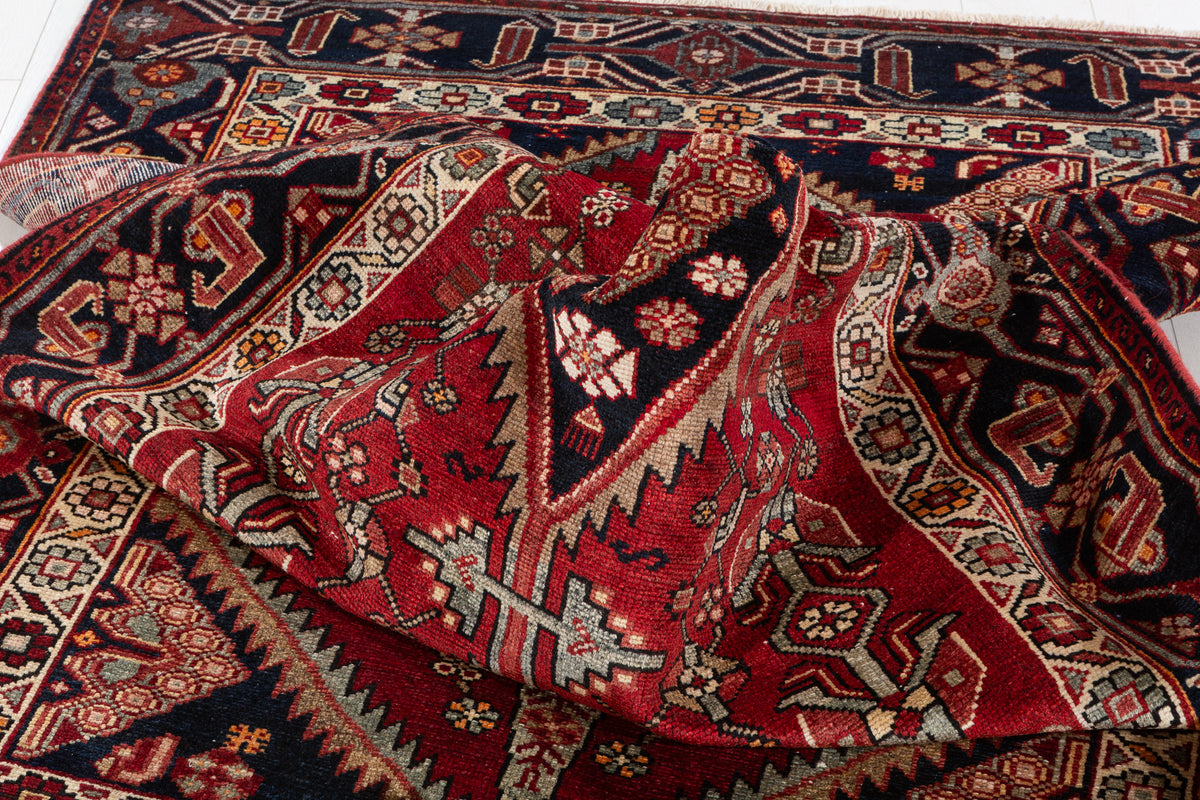 Vintage Red, Deep Navy Blue Geometric Medallion Area Rug – 7' 8" x 4' 6" (234 x 136 cm)
