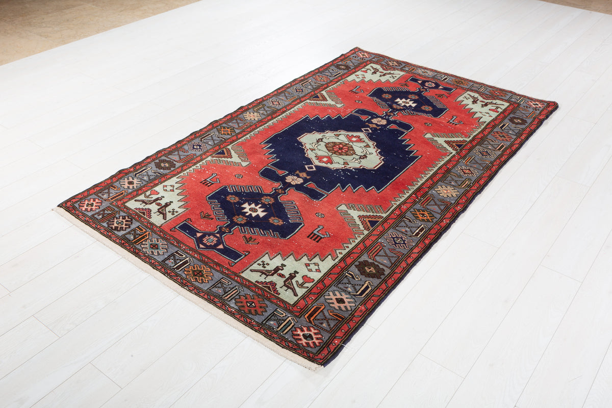 Collectible Vintage Coral, Navy Blue Triple Medallion Area Rug – 7' 0" x 4' 2" (213 x 127 cm)