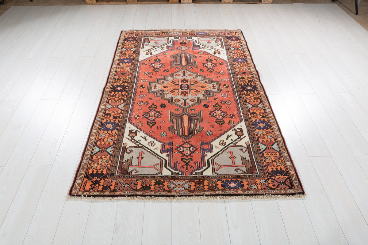 Vintage Coral, Orange Geometric Medallion Area Rug – 6' 4" x 4' 3" (194 x 130 cm)