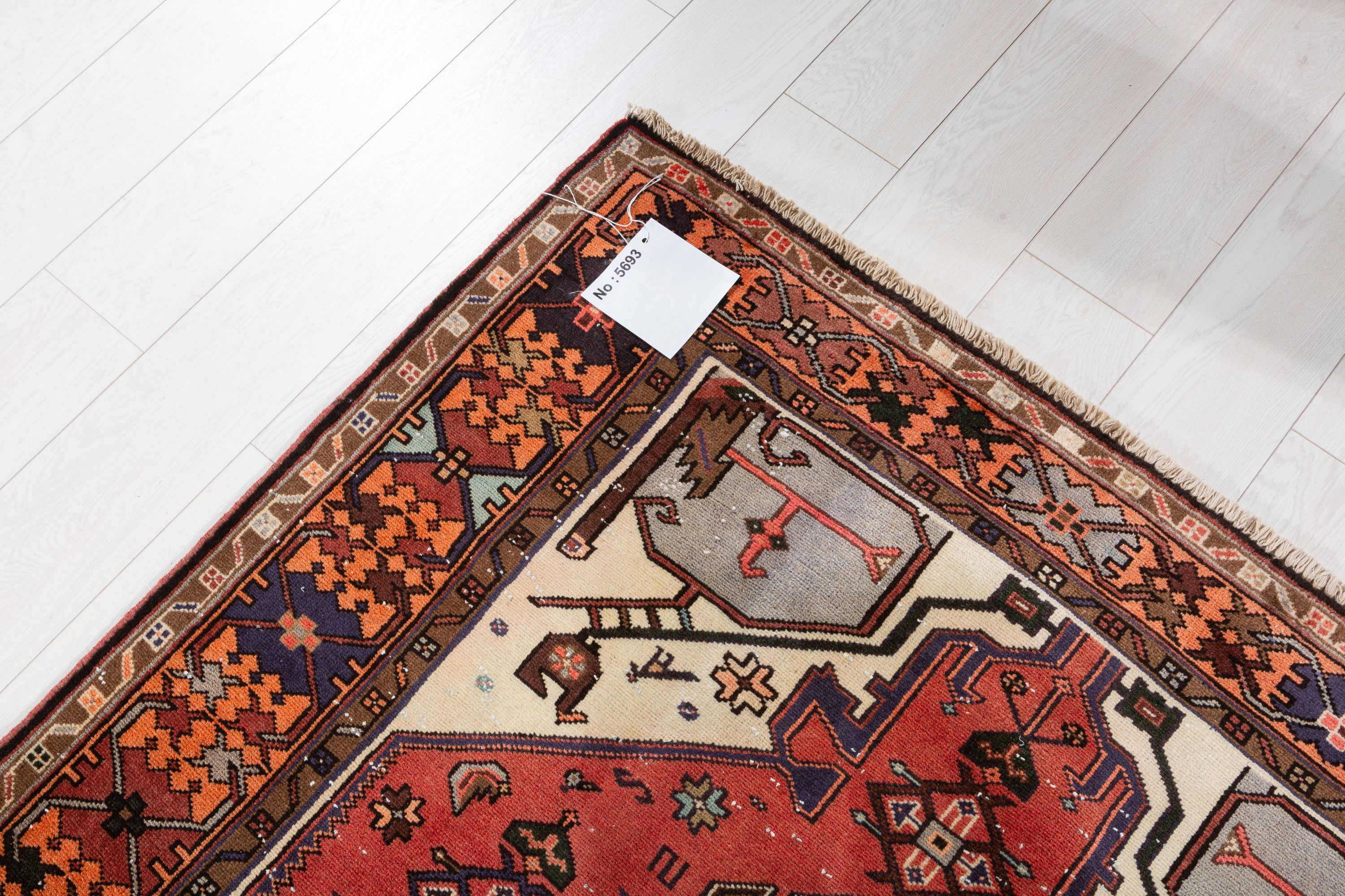 Vintage Coral, Orange Geometric Medallion Area Rug – 6' 4" x 4' 3" (194 x 130 cm)