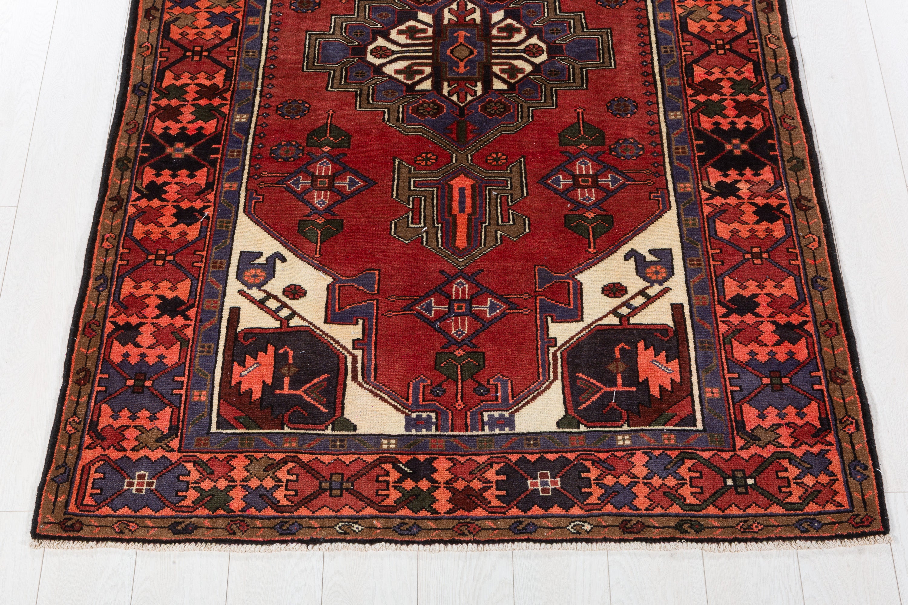 Vintage Rust Red, Navy Blue Central Medallion Area Rug – 6' 3" x 4' 3" (190 x 129 cm)
