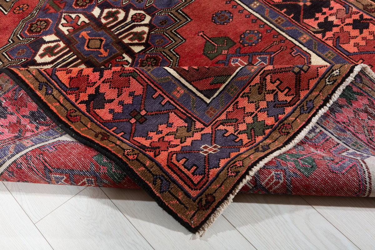 Vintage Rust Red, Navy Blue Central Medallion Area Rug – 6' 3" x 4' 3" (190 x 129 cm)