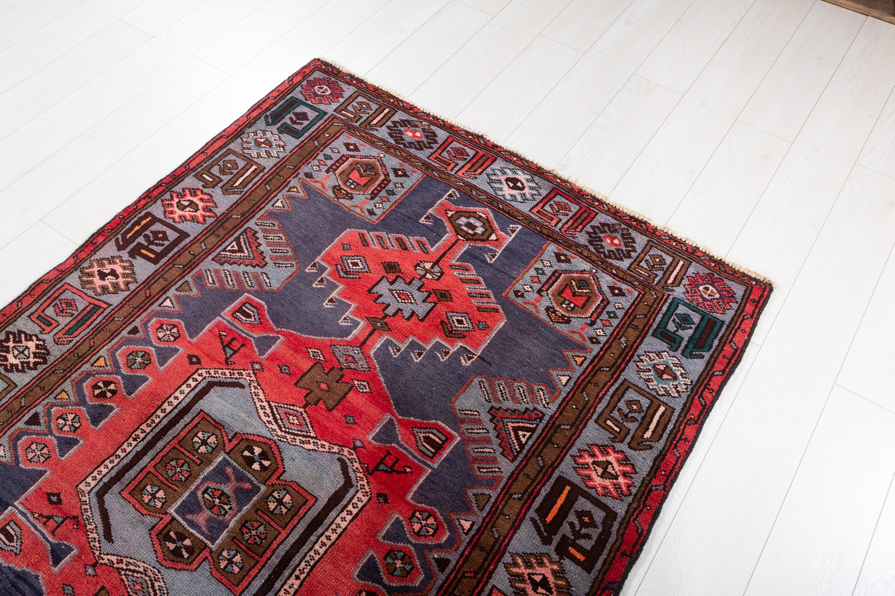 Collectible Vintage Navy Blue, Red Triple Medallion Area Rug – 6' 5" x 4' 3" (196 x 130 cm)