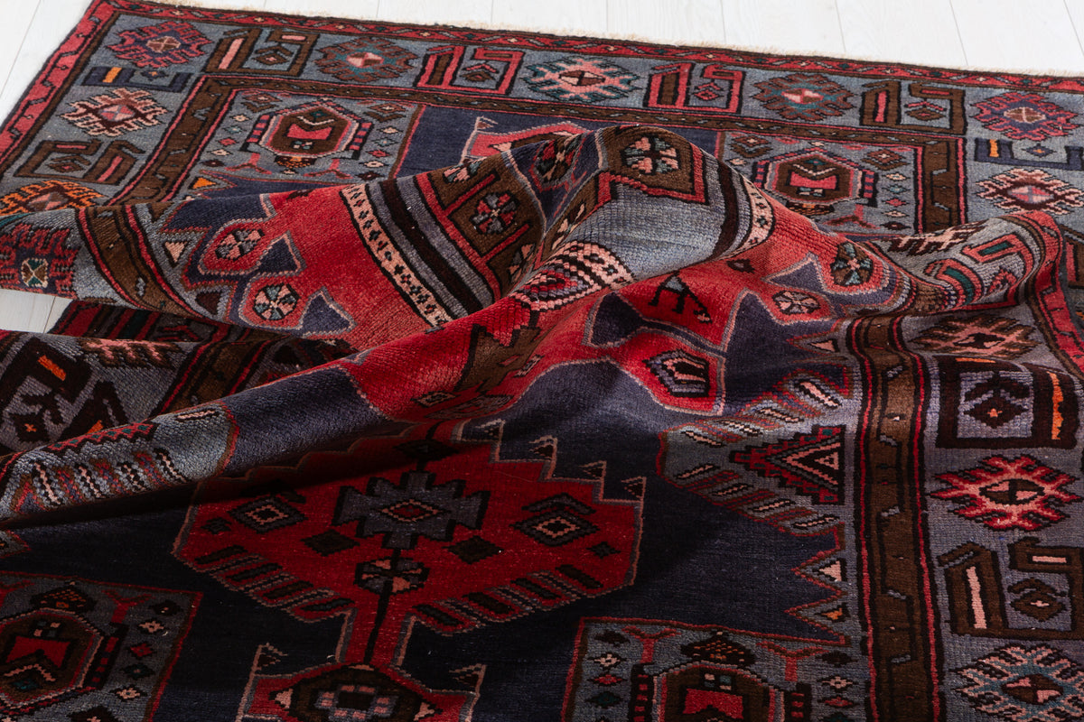 Collectible Vintage Navy Blue, Red Triple Medallion Area Rug – 6' 5" x 4' 3" (196 x 130 cm)