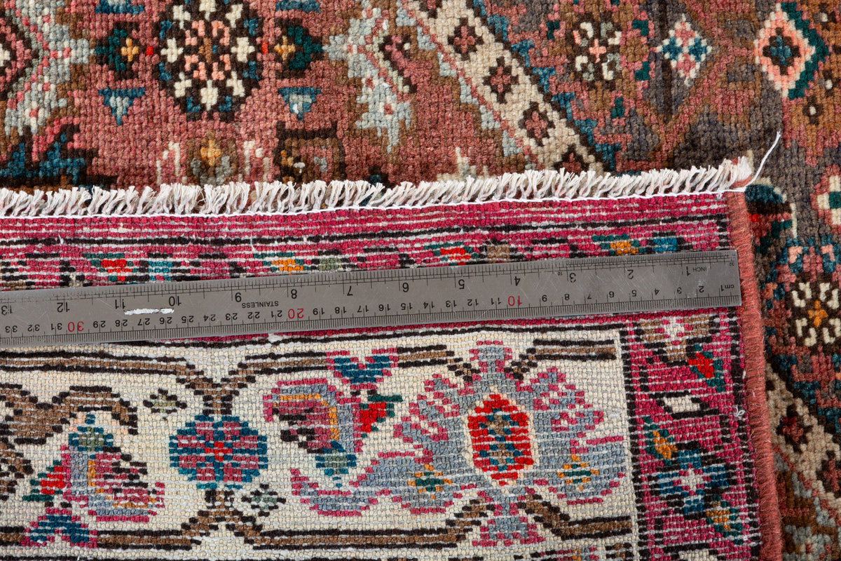 Collectible Vintage Rust Red, Gray Double Medallion Area Rug – 6' 9" x 4' 2" (206 x 128 cm)