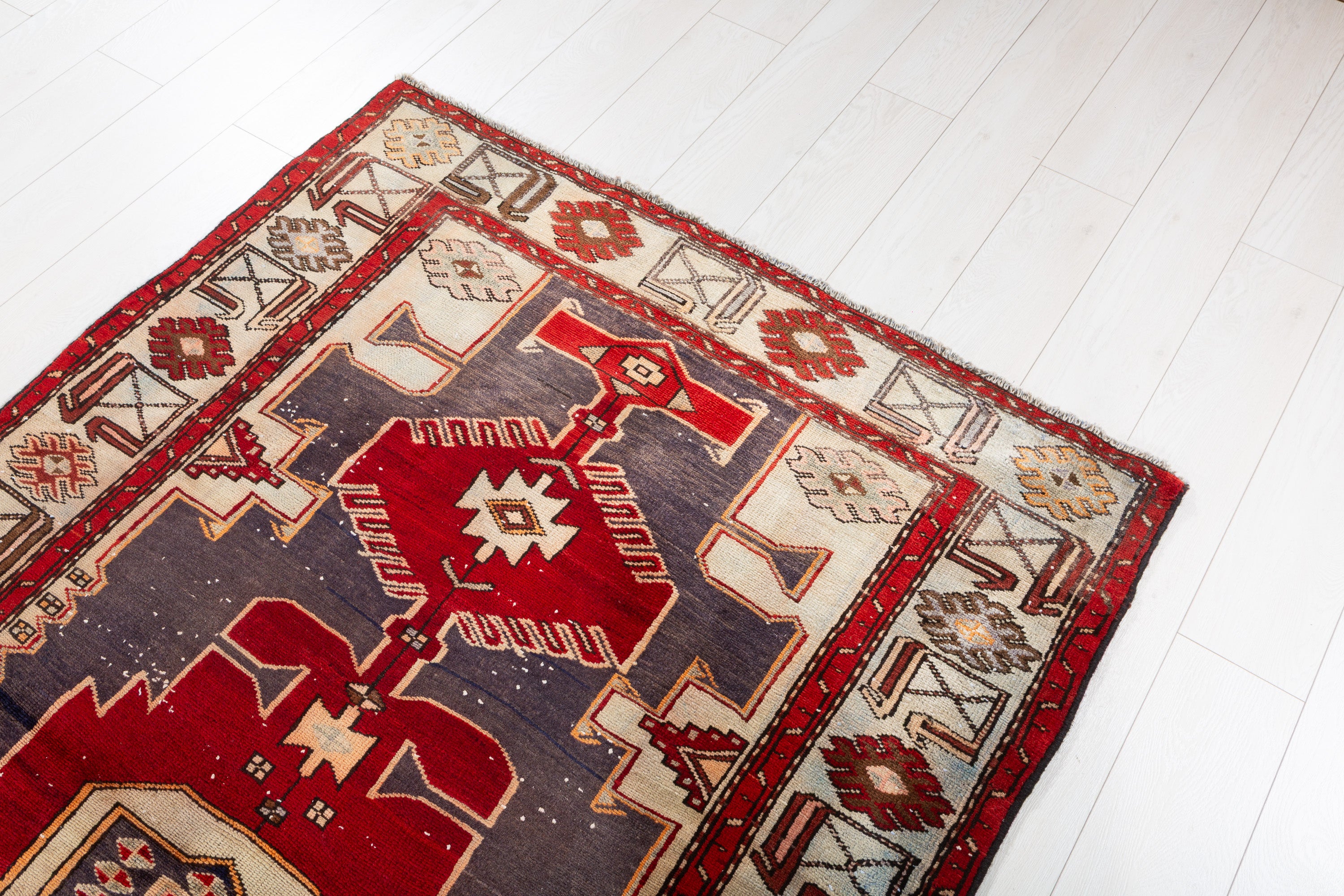 Collectible Vintage Burgundy-Red Geometric Medallion Area Rug – 6' 8" x 4' 1" (204 x 124 cm)
