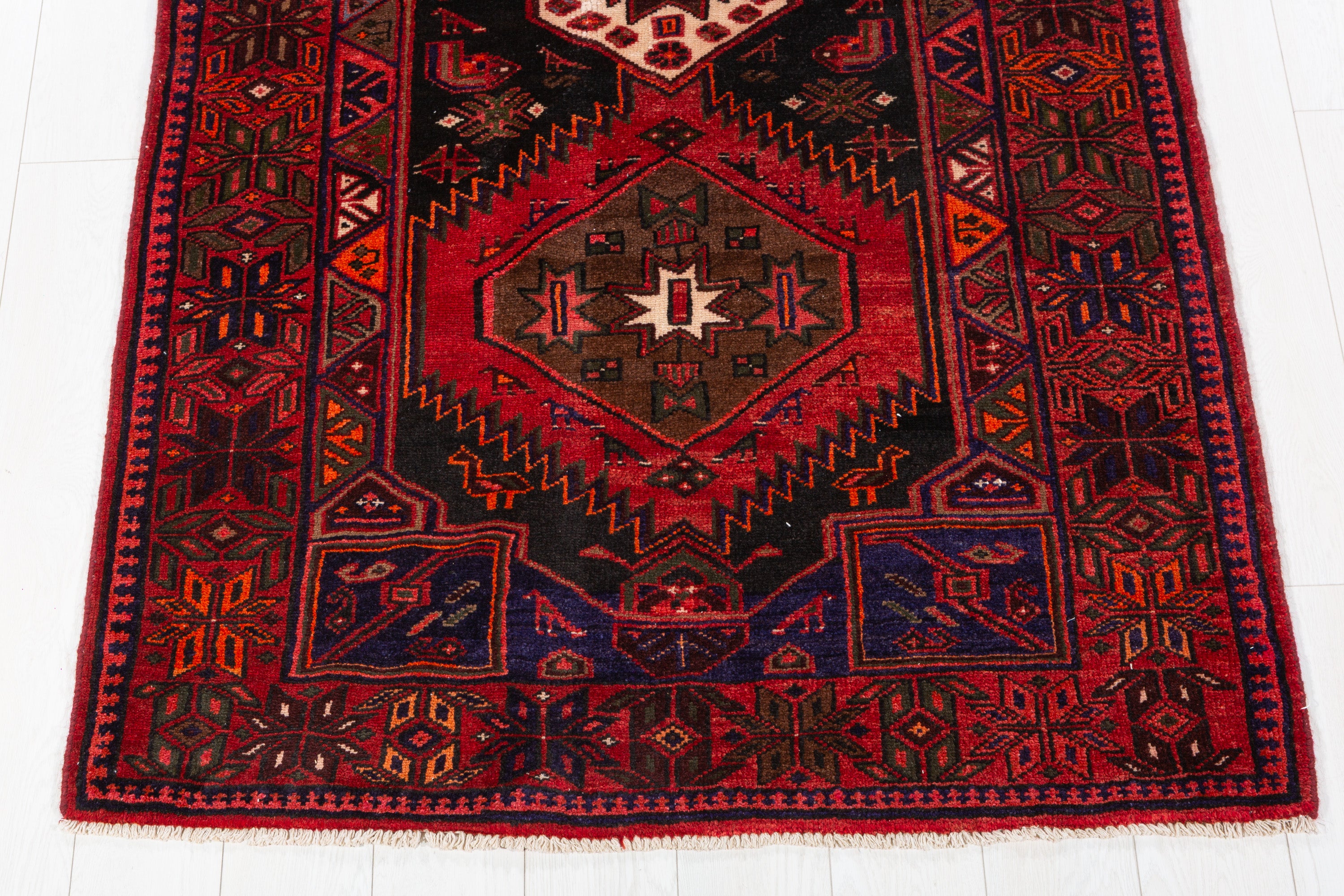 Vintage Black, Red Triple Medallion Area Rug – 6' 10" x 3' 11" (209 x 120 cm)